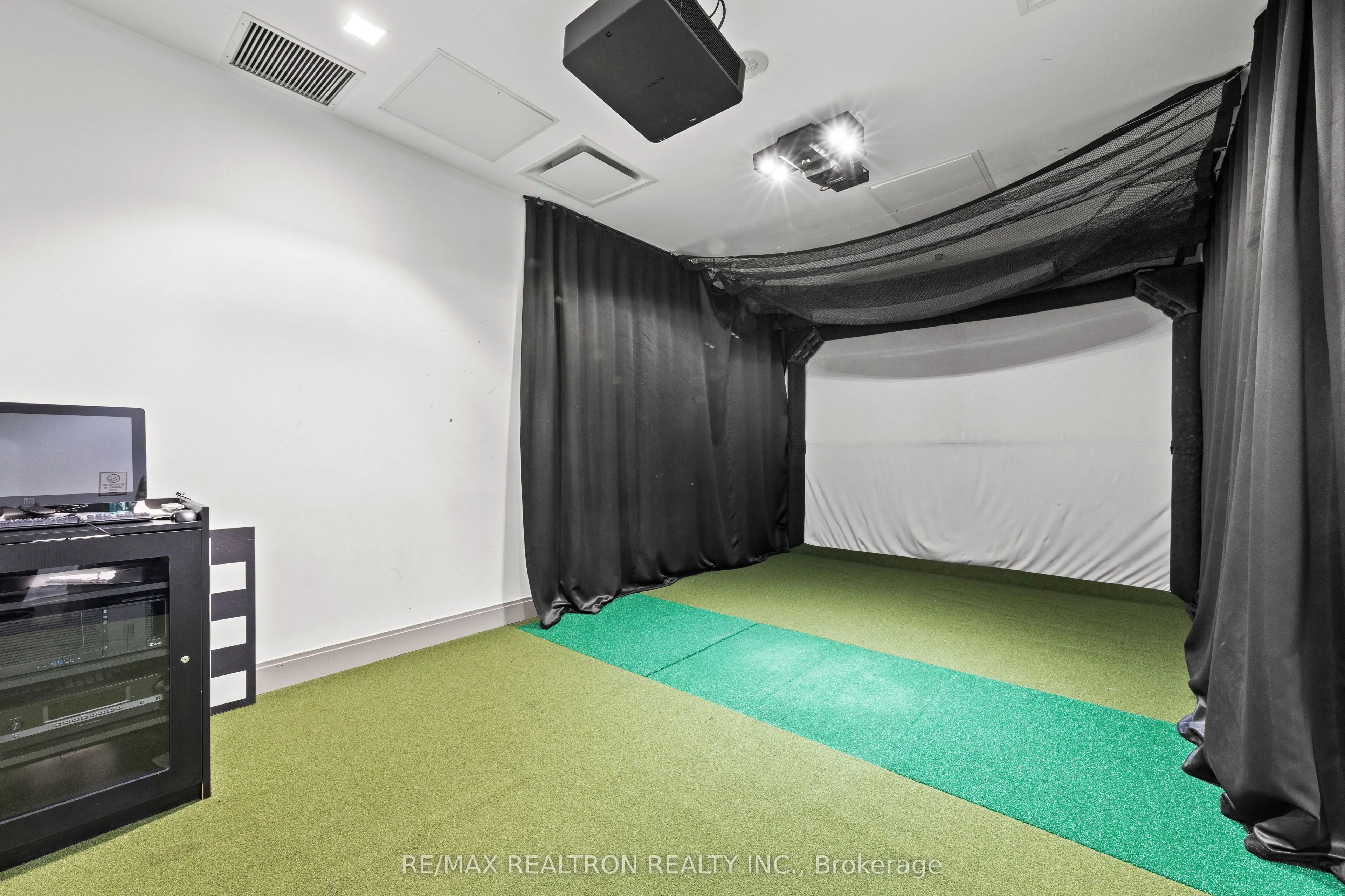 7890 Bathurst Street, #1206