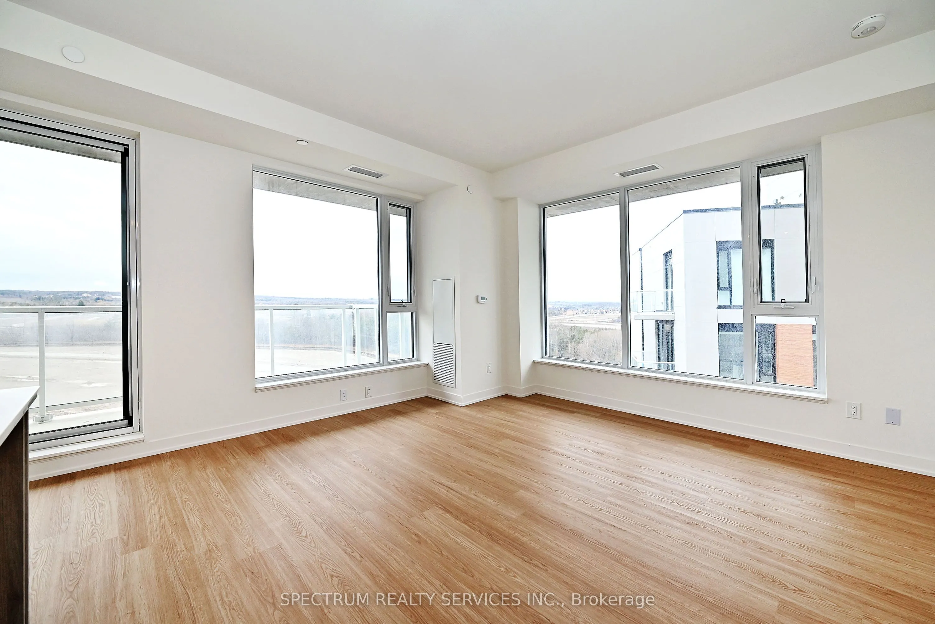 2 David Eyer Road, #1029