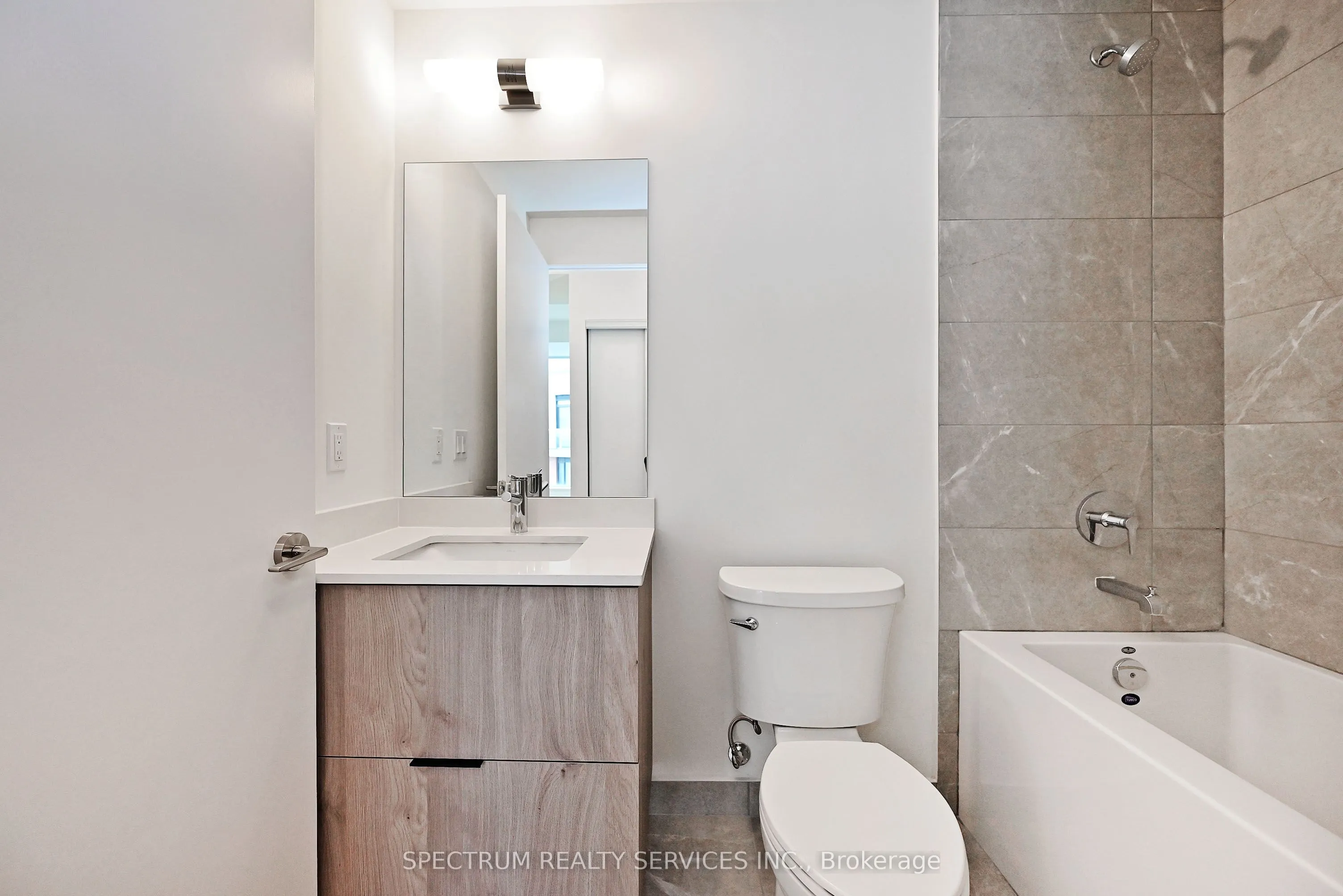 2 David Eyer Road, #1029