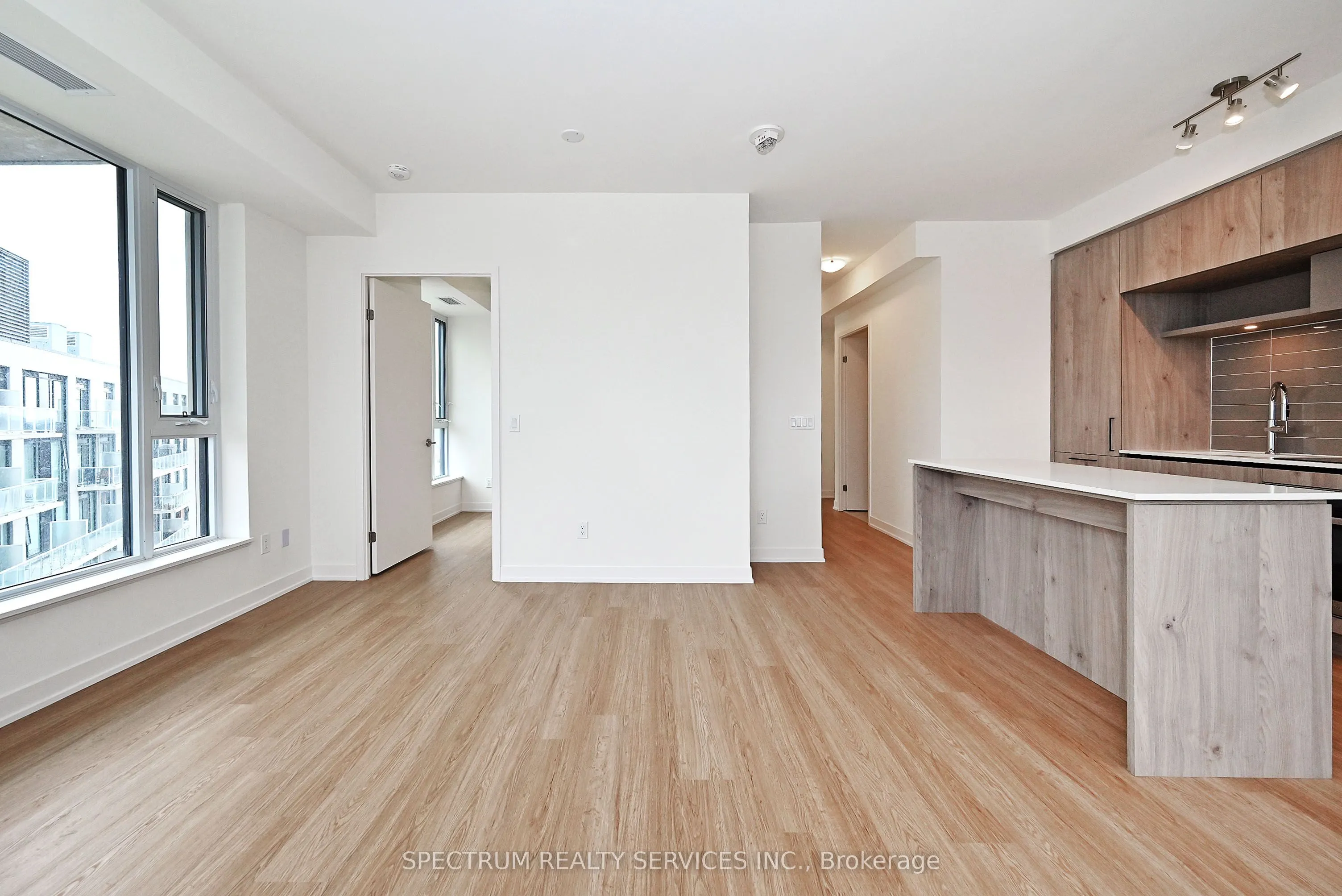 2 David Eyer Road, #1029