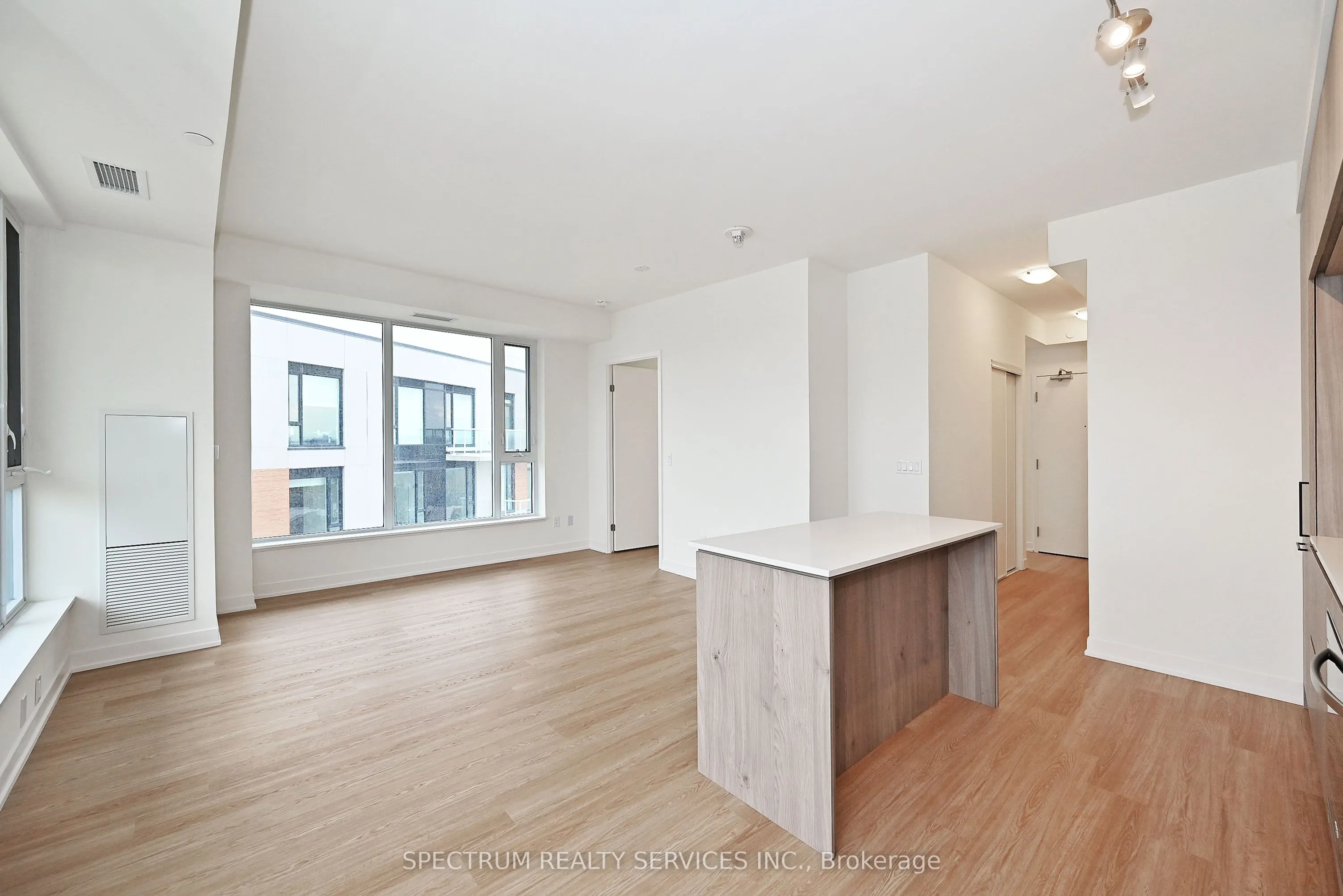 2 David Eyer Road, #1029
