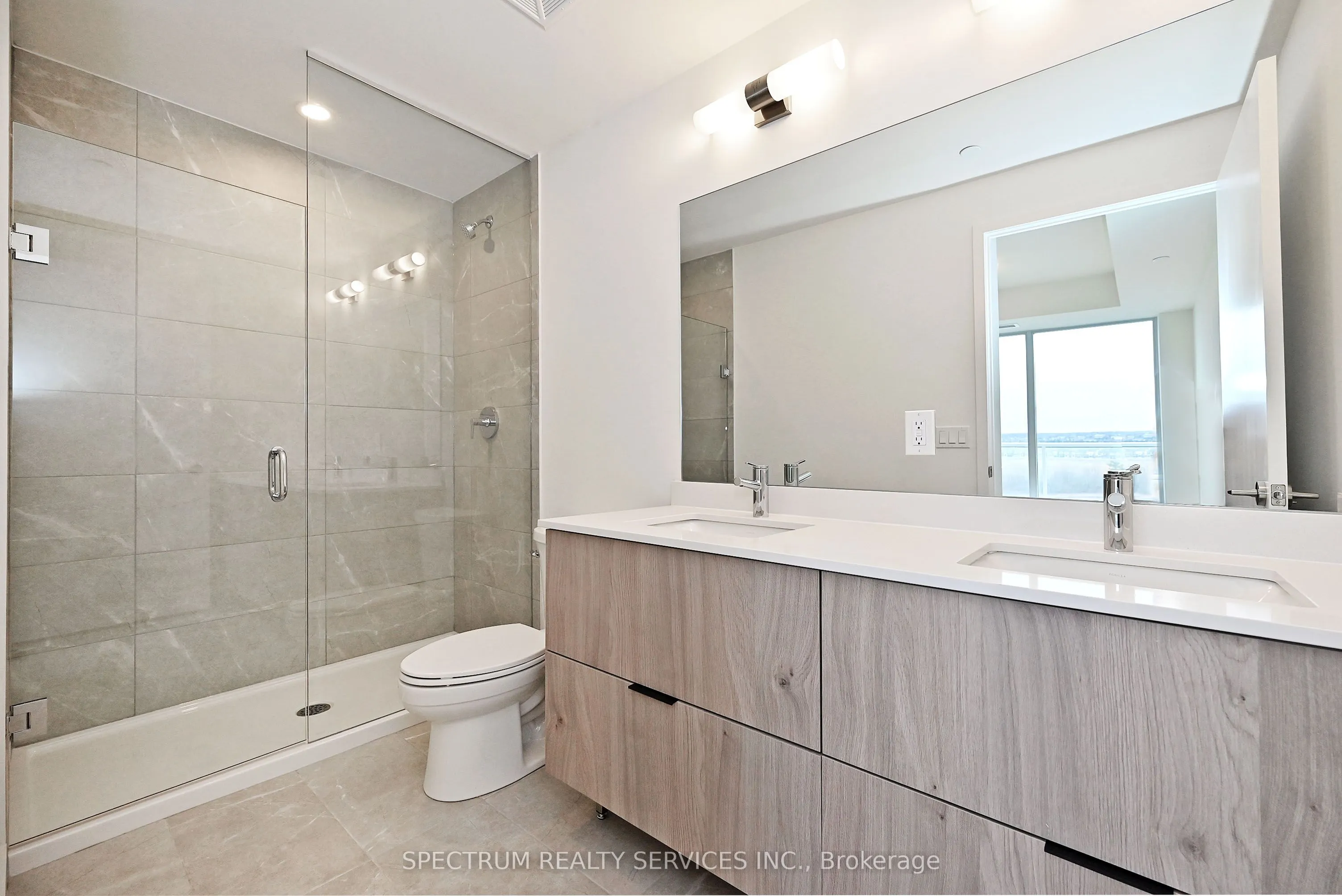 2 David Eyer Road, #1029