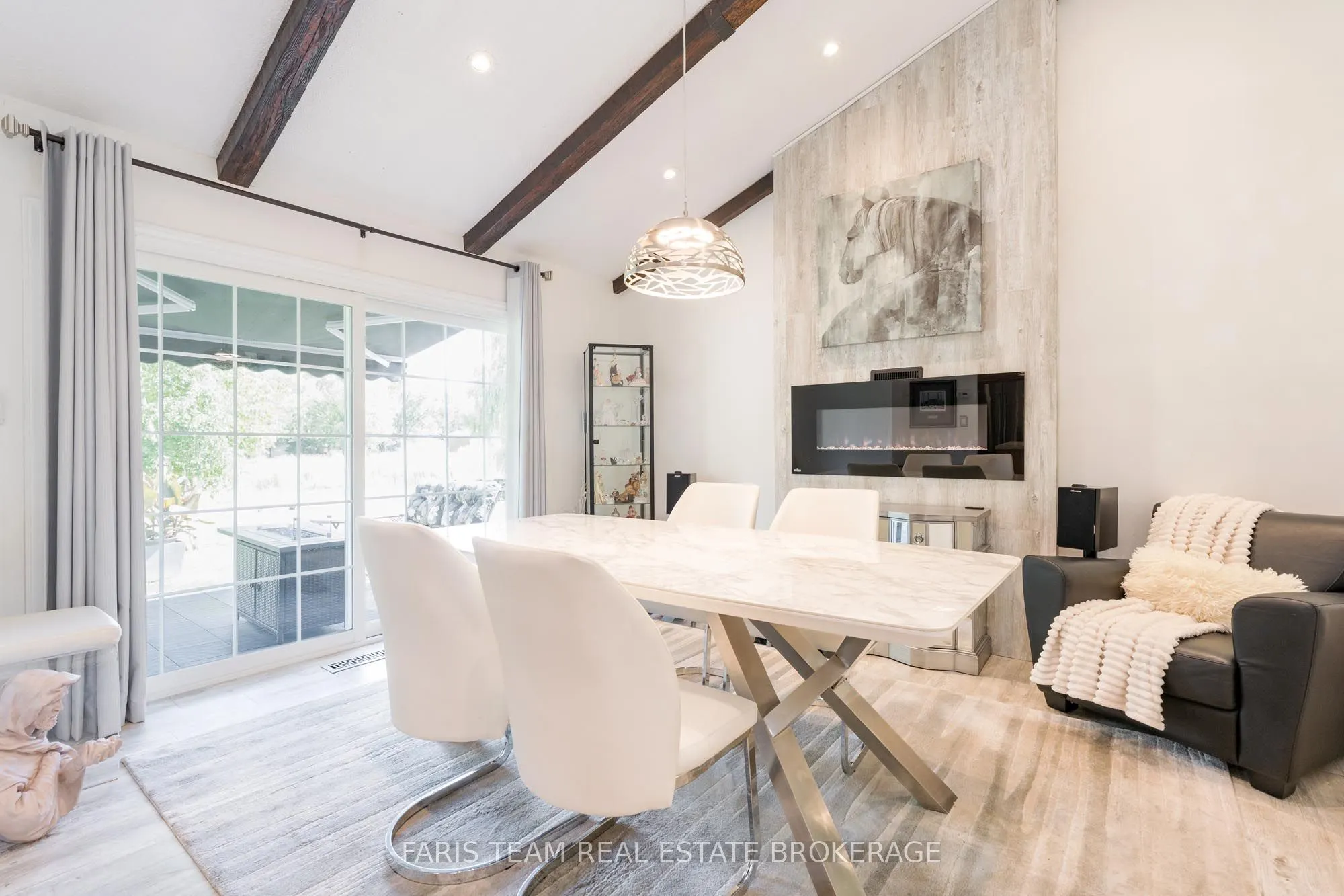 210 Parkview Drive