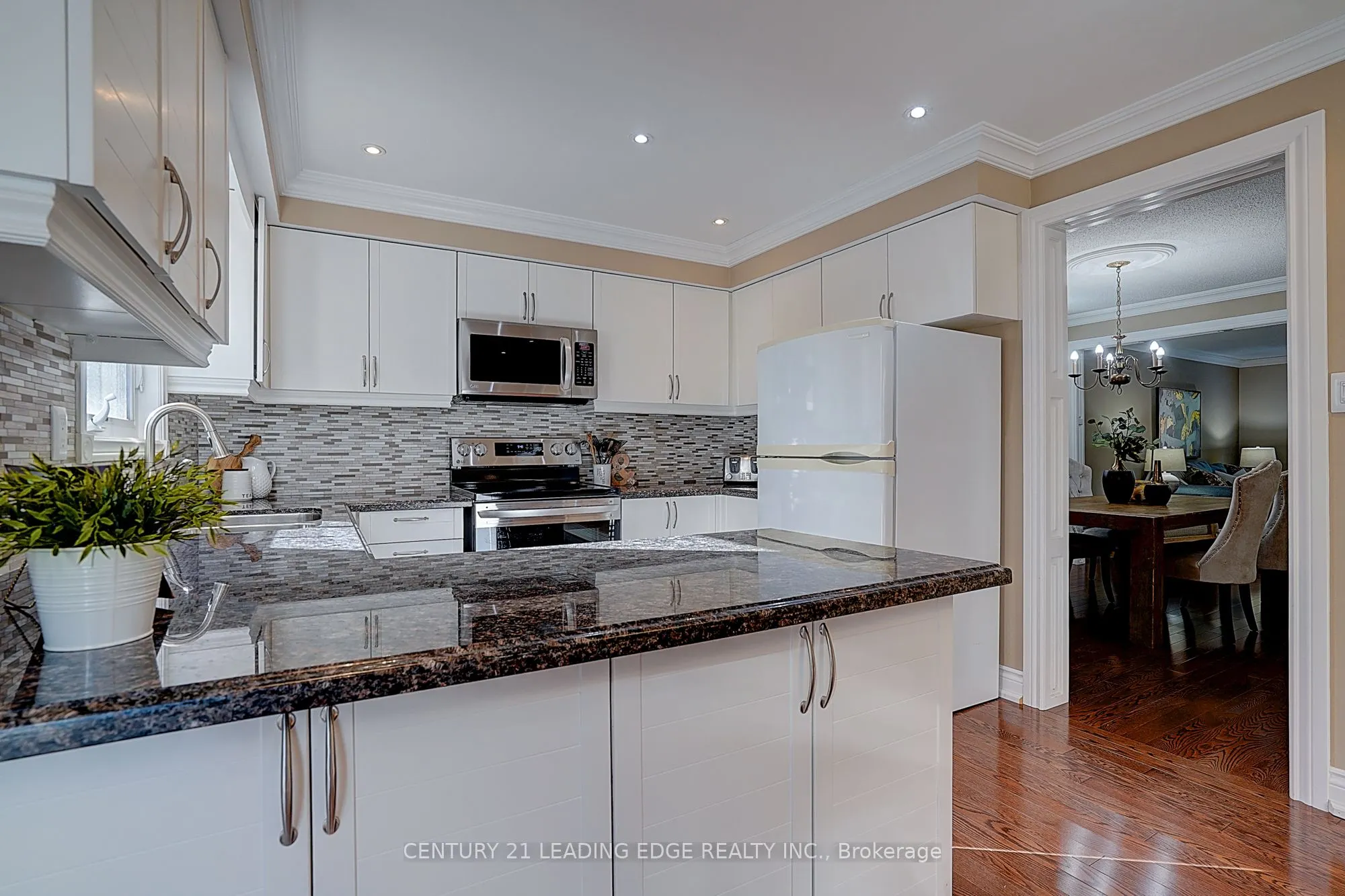 27 Sawyer Crescent