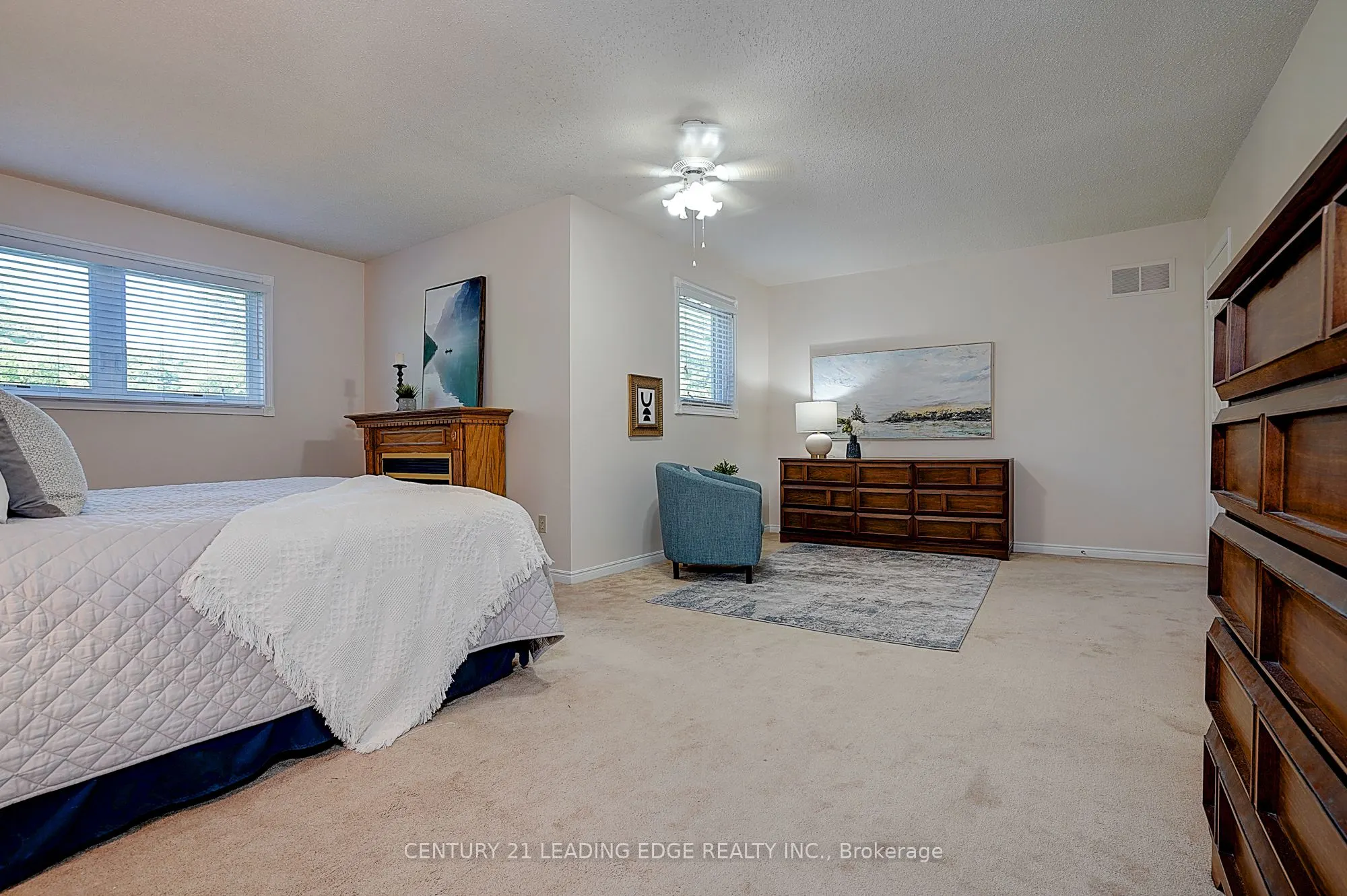 27 Sawyer Crescent