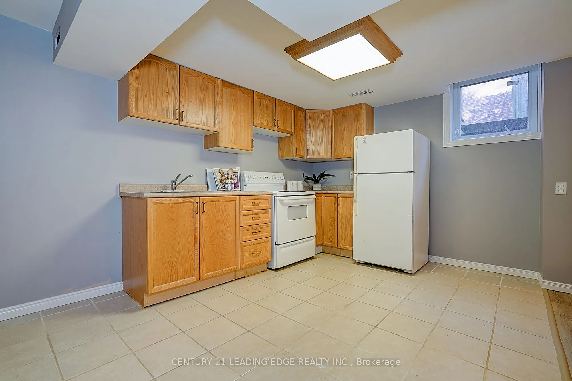 27 Sawyer Crescent