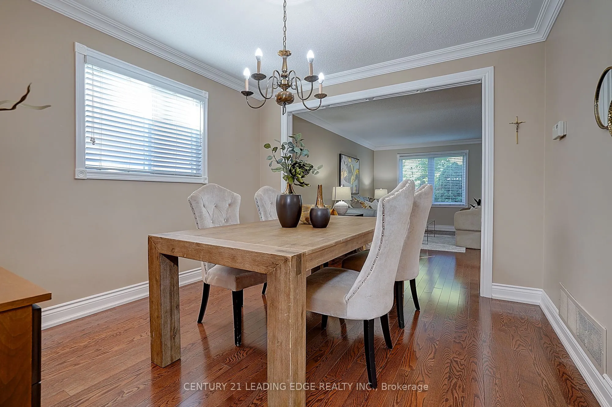27 Sawyer Crescent