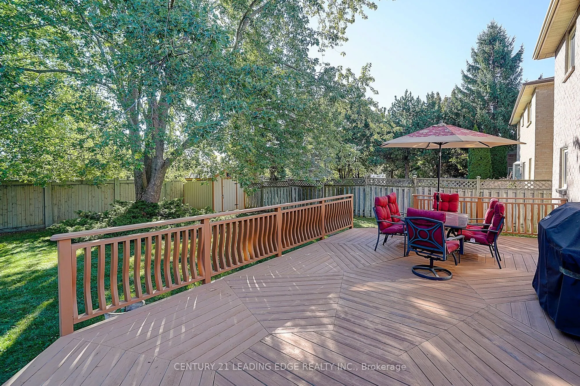 27 Sawyer Crescent