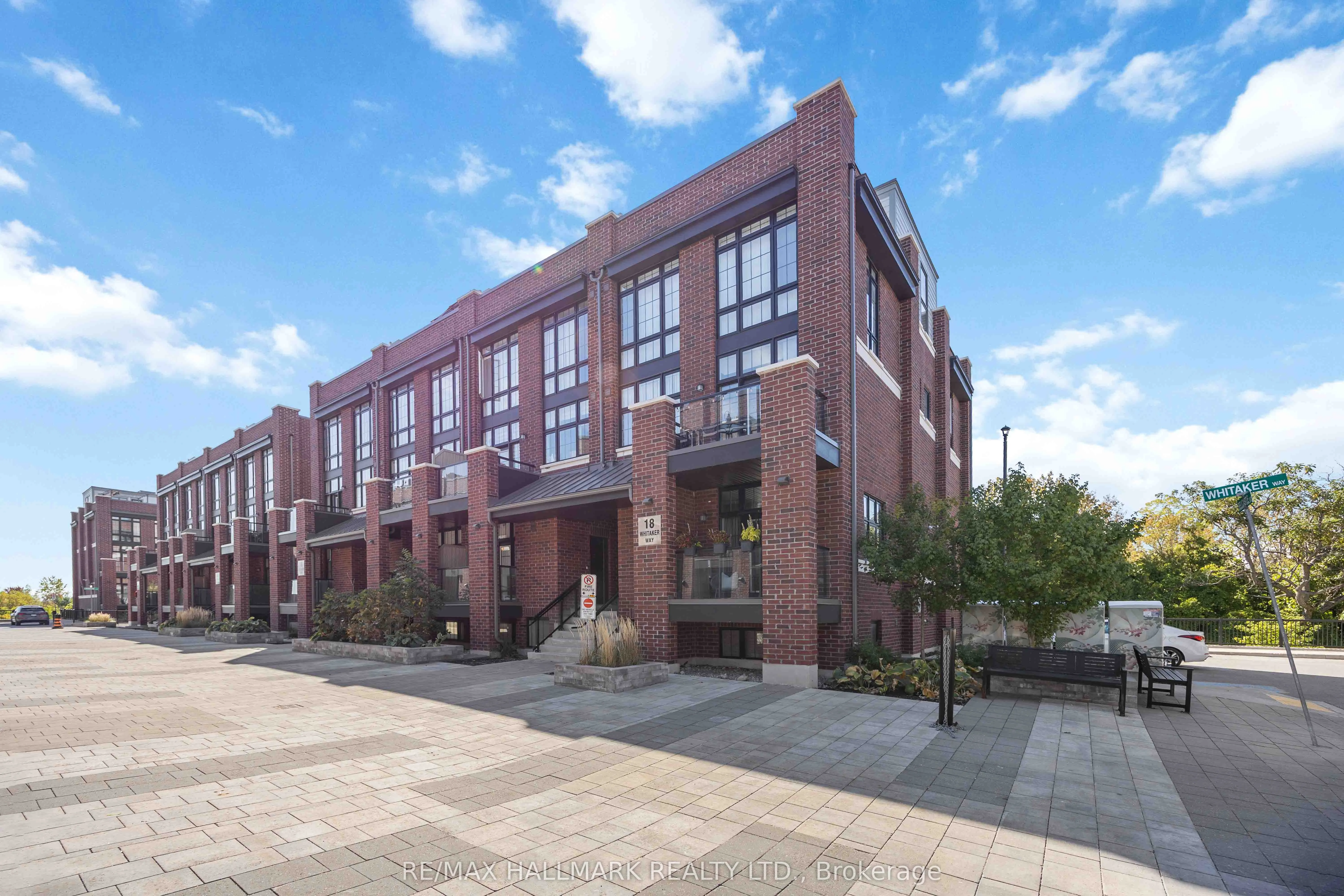 18 Whitaker Way, #244