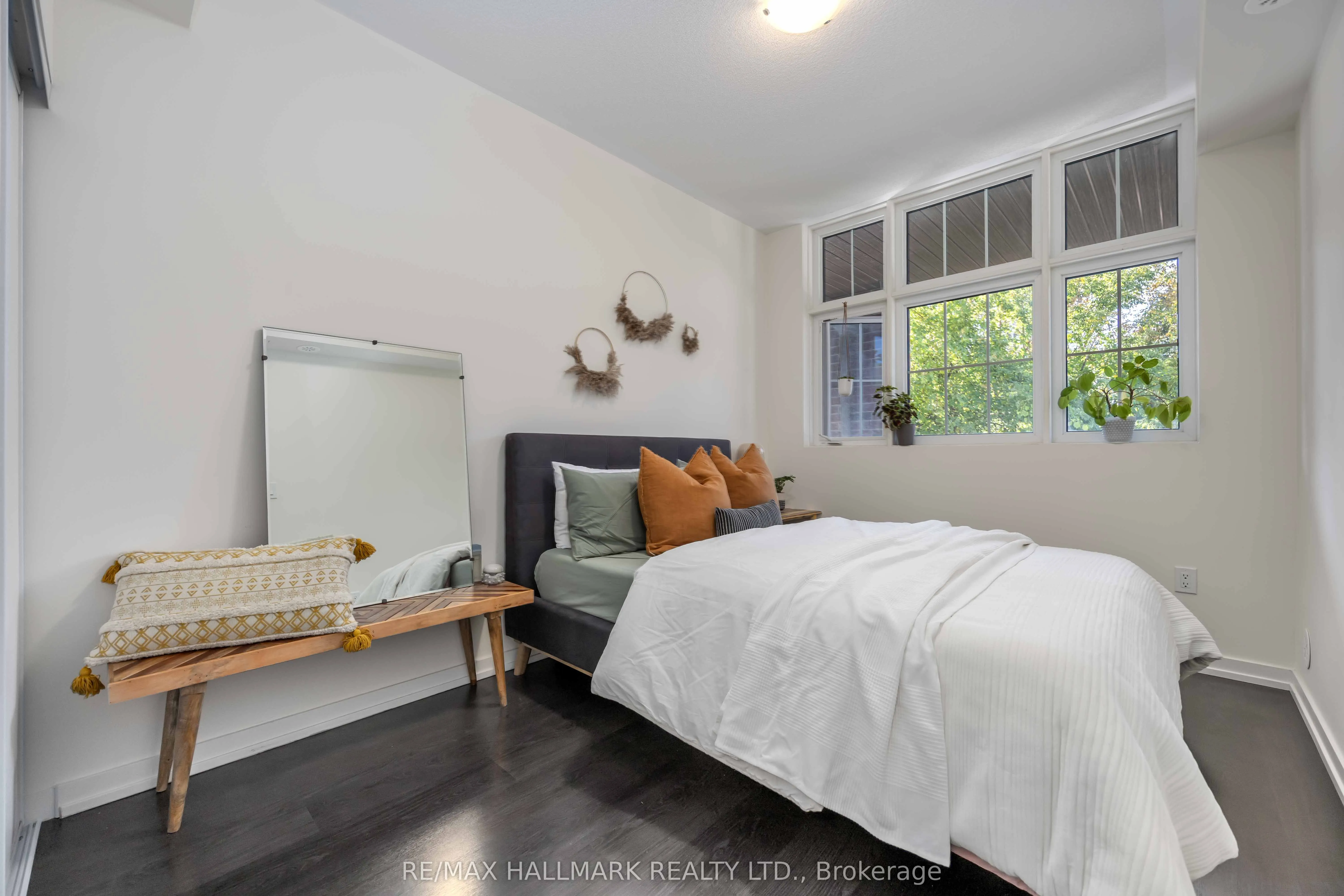 18 Whitaker Way, #244