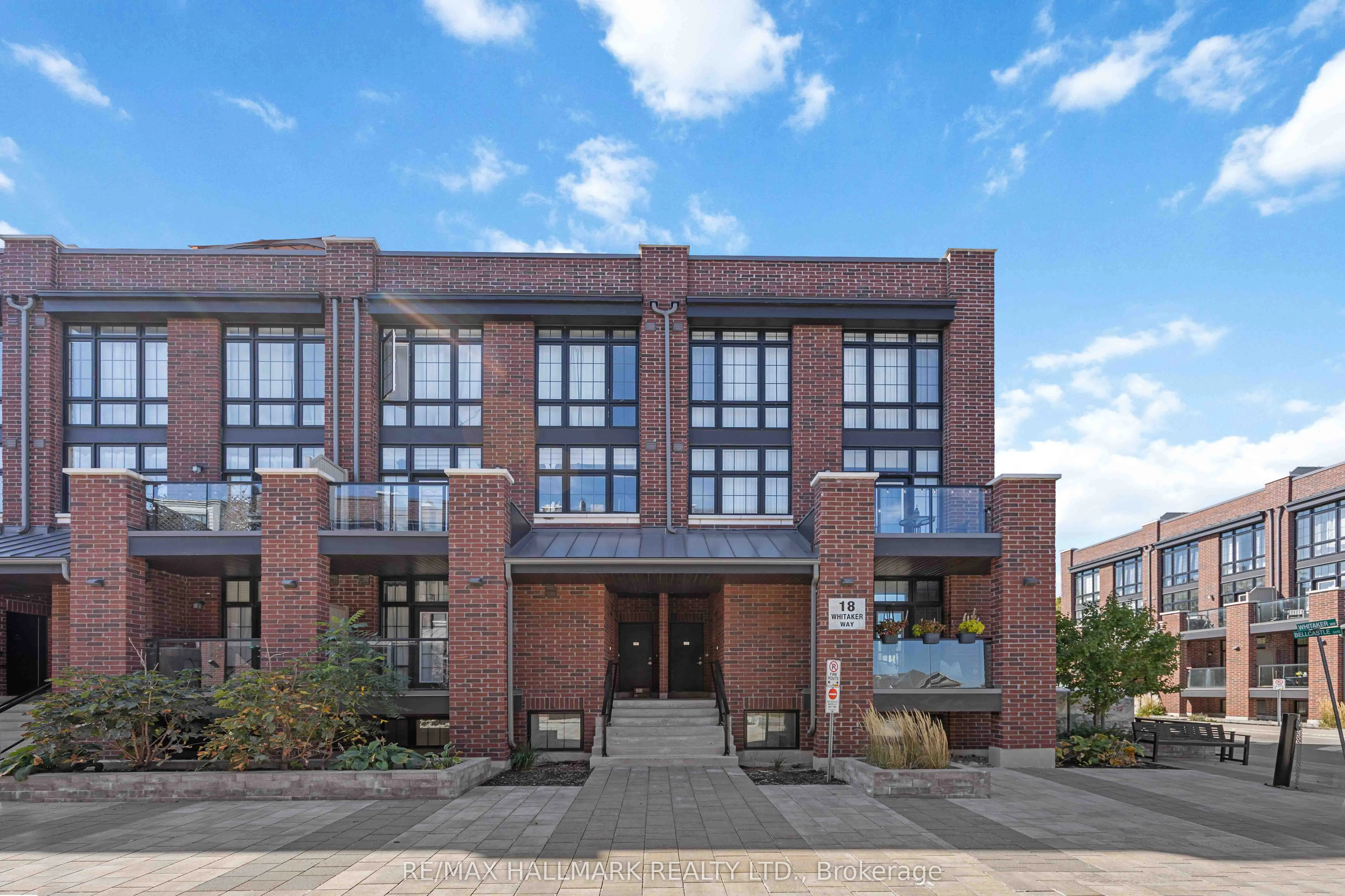 18 Whitaker Way, #244