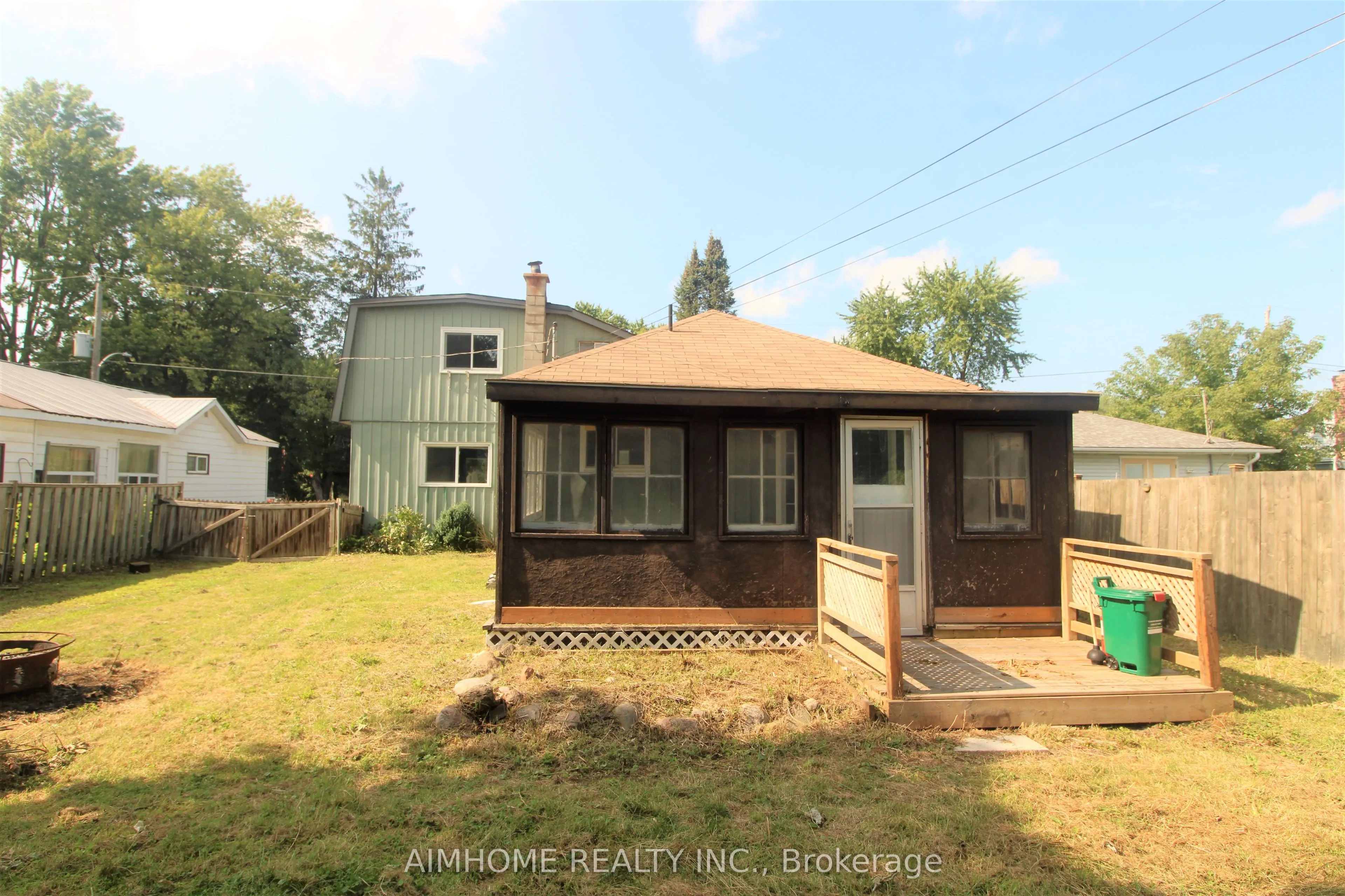 283 Woodycrest Avenue
