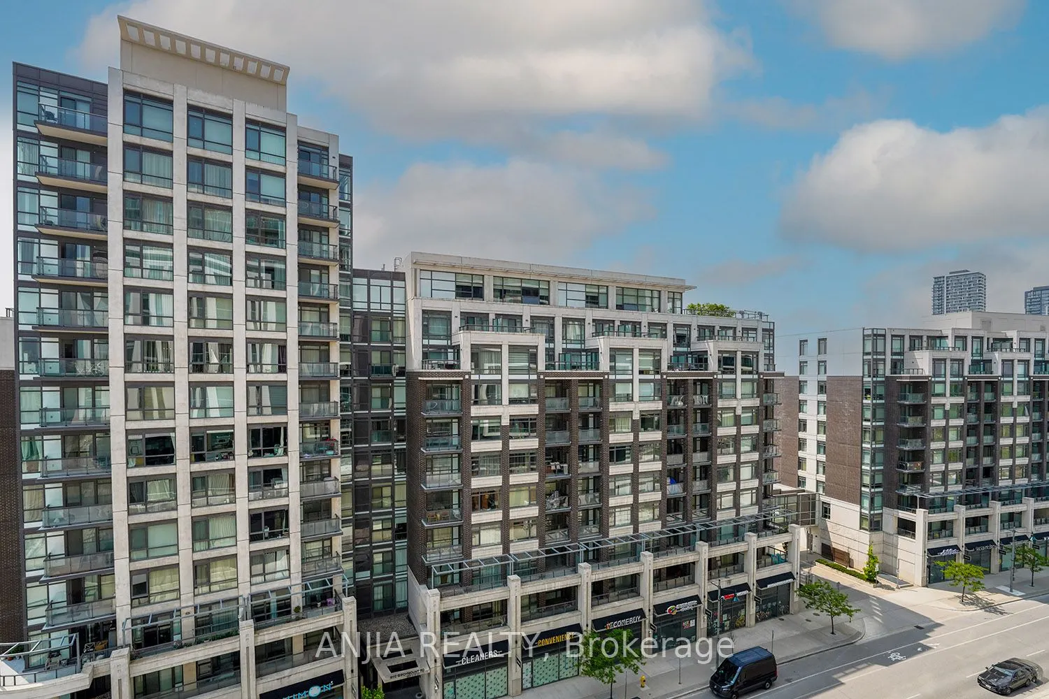 8119 Birchmount Road, #1019
