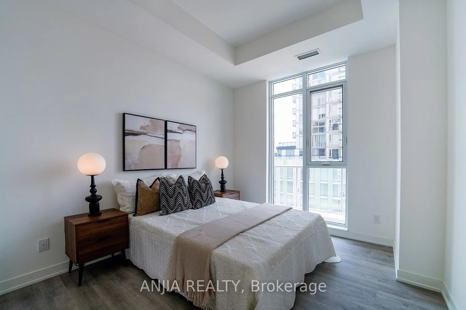 8119 Birchmount Road, #1019