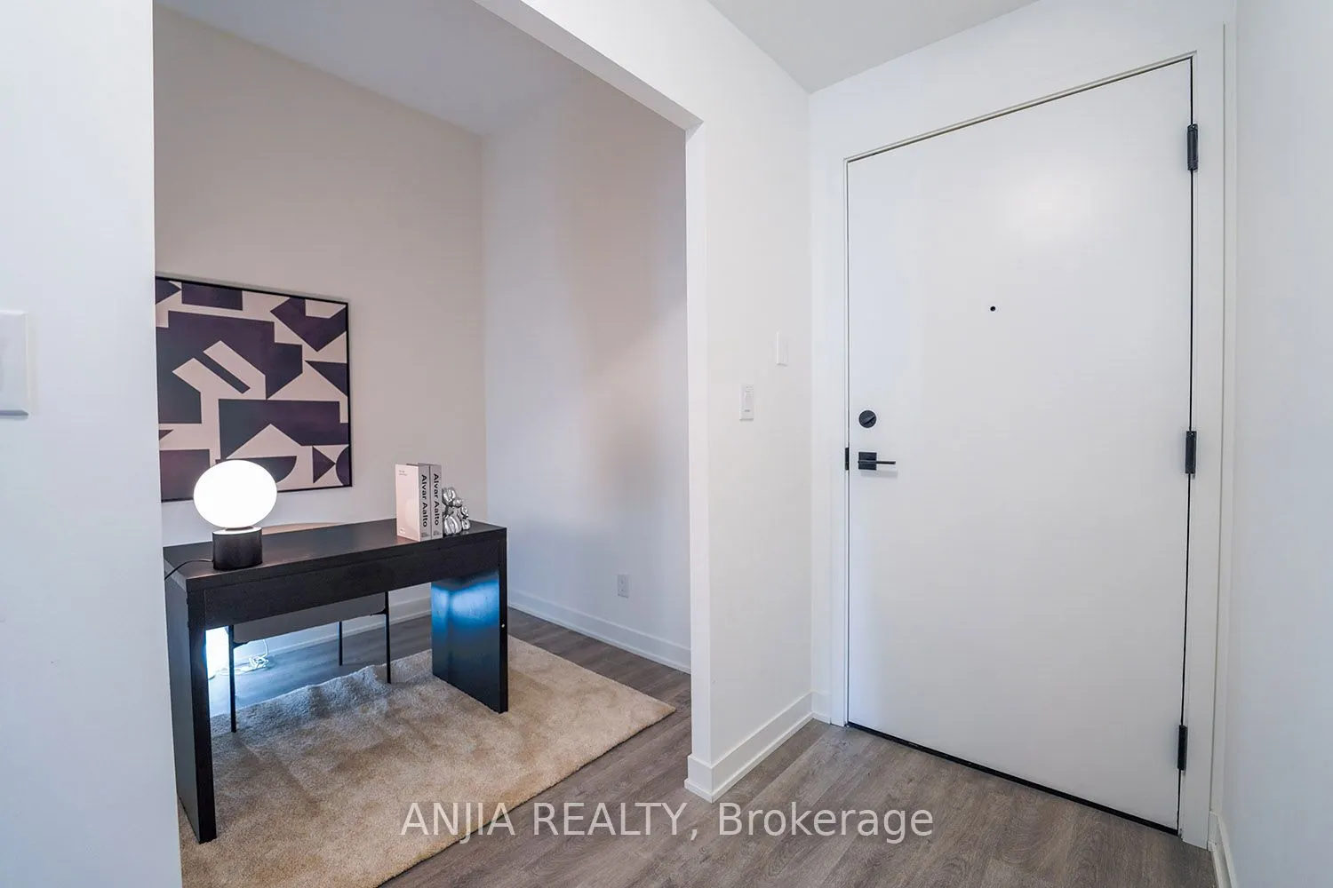8119 Birchmount Road, #1019