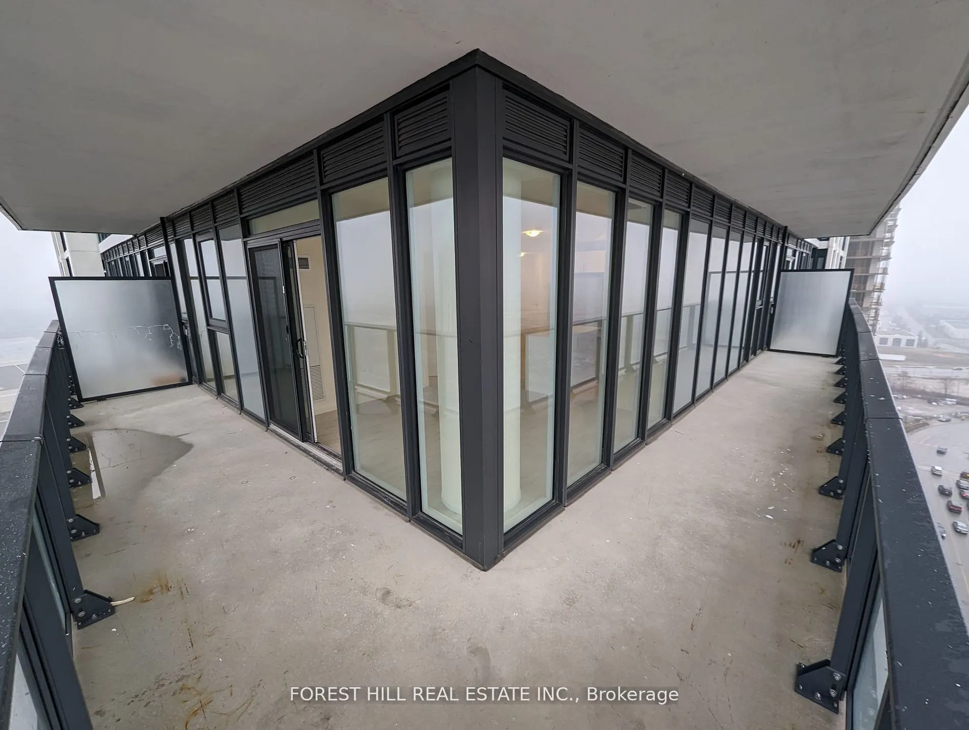 9000 Jane Street, #1821