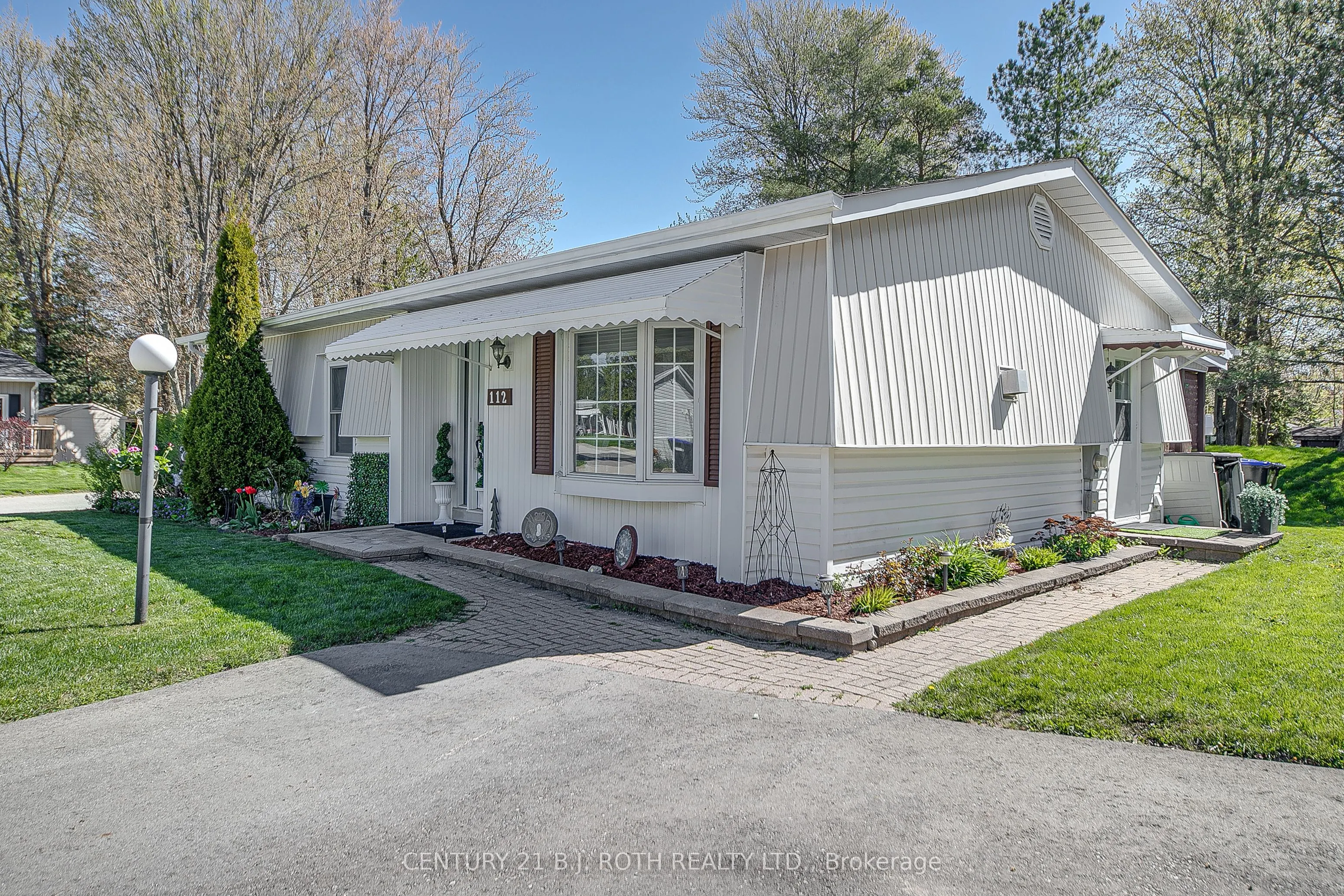 112 Linden Lane