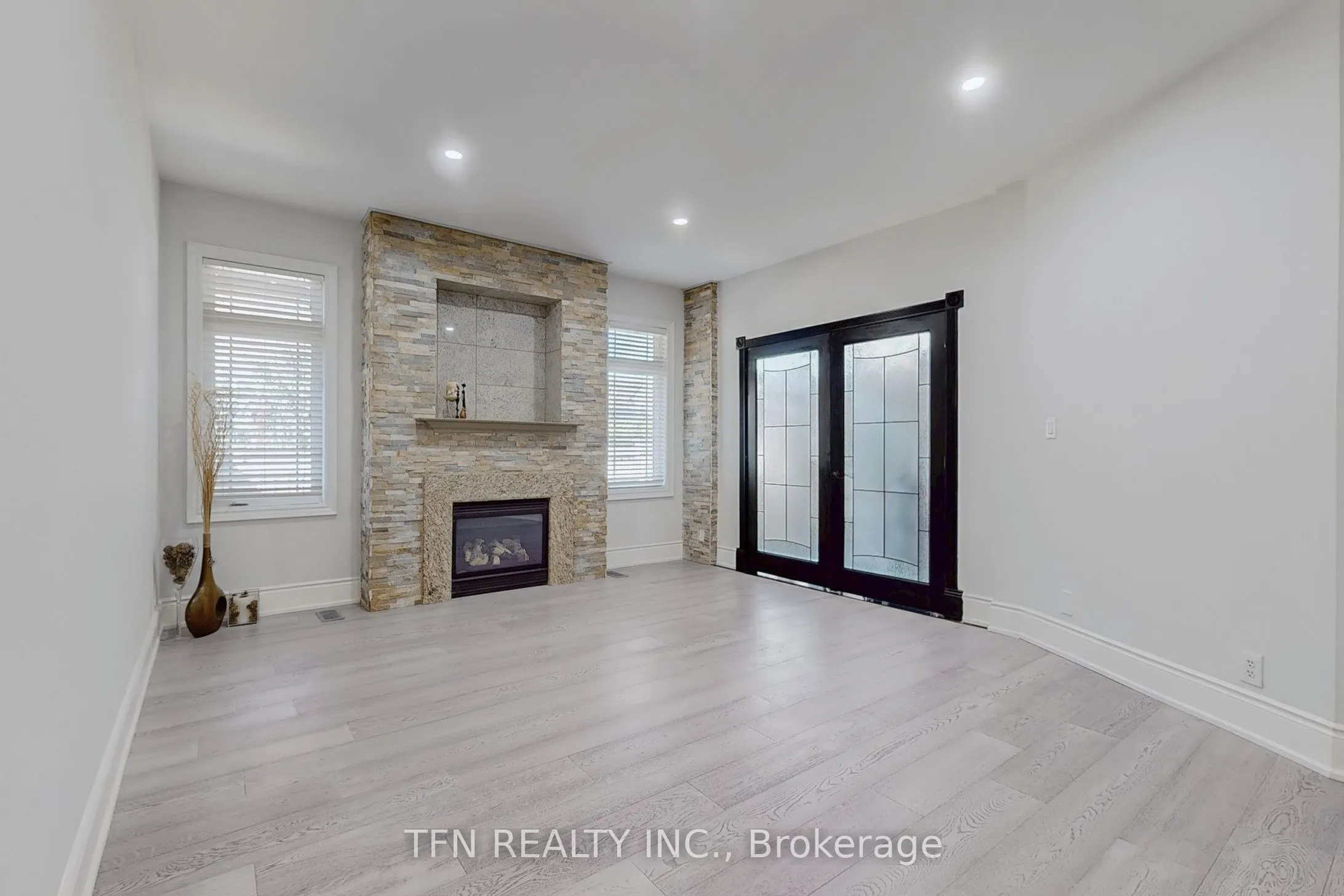 120 Valley Vista Drive