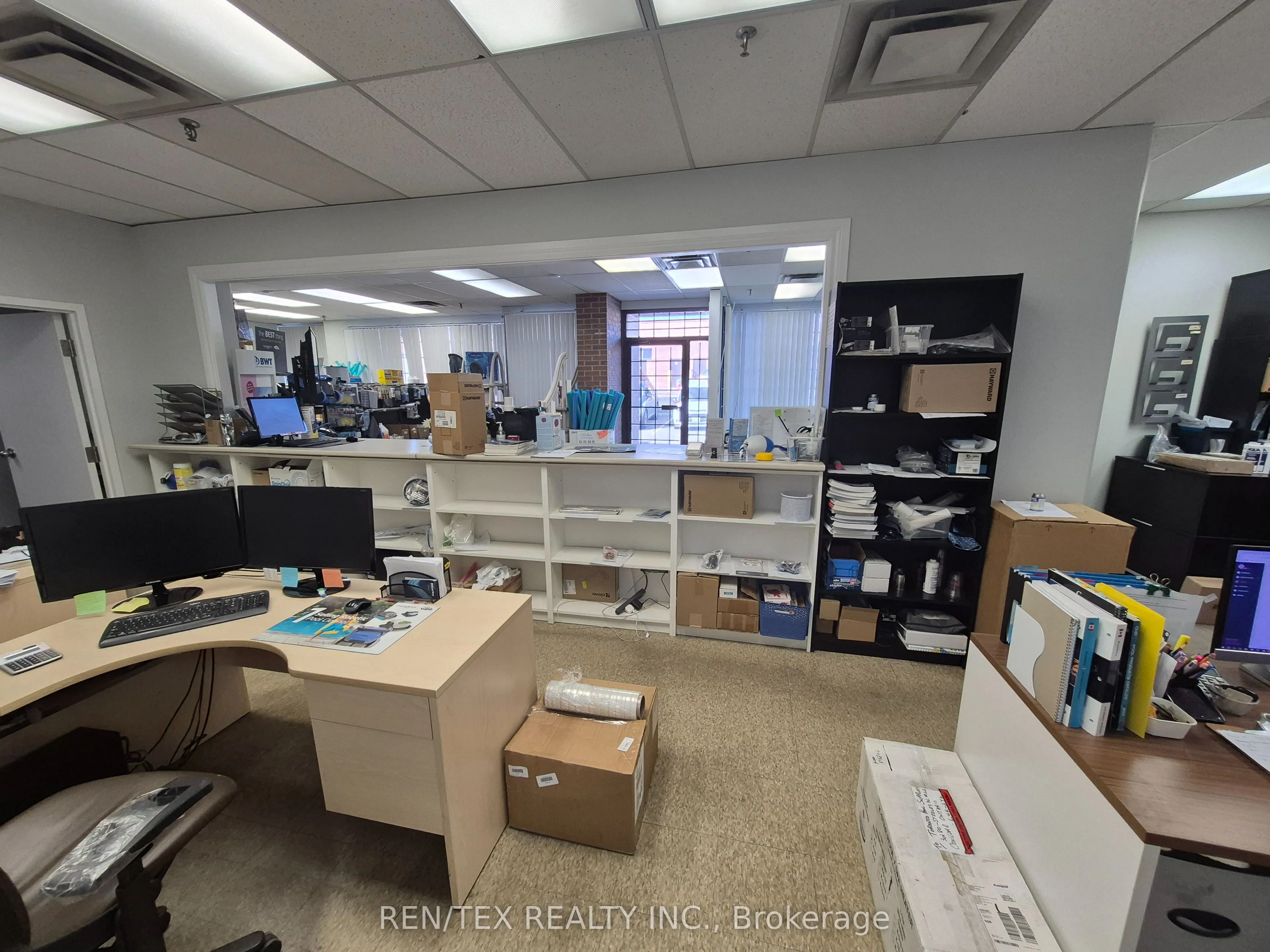 3280 Steeles Avenue W, #21-22
