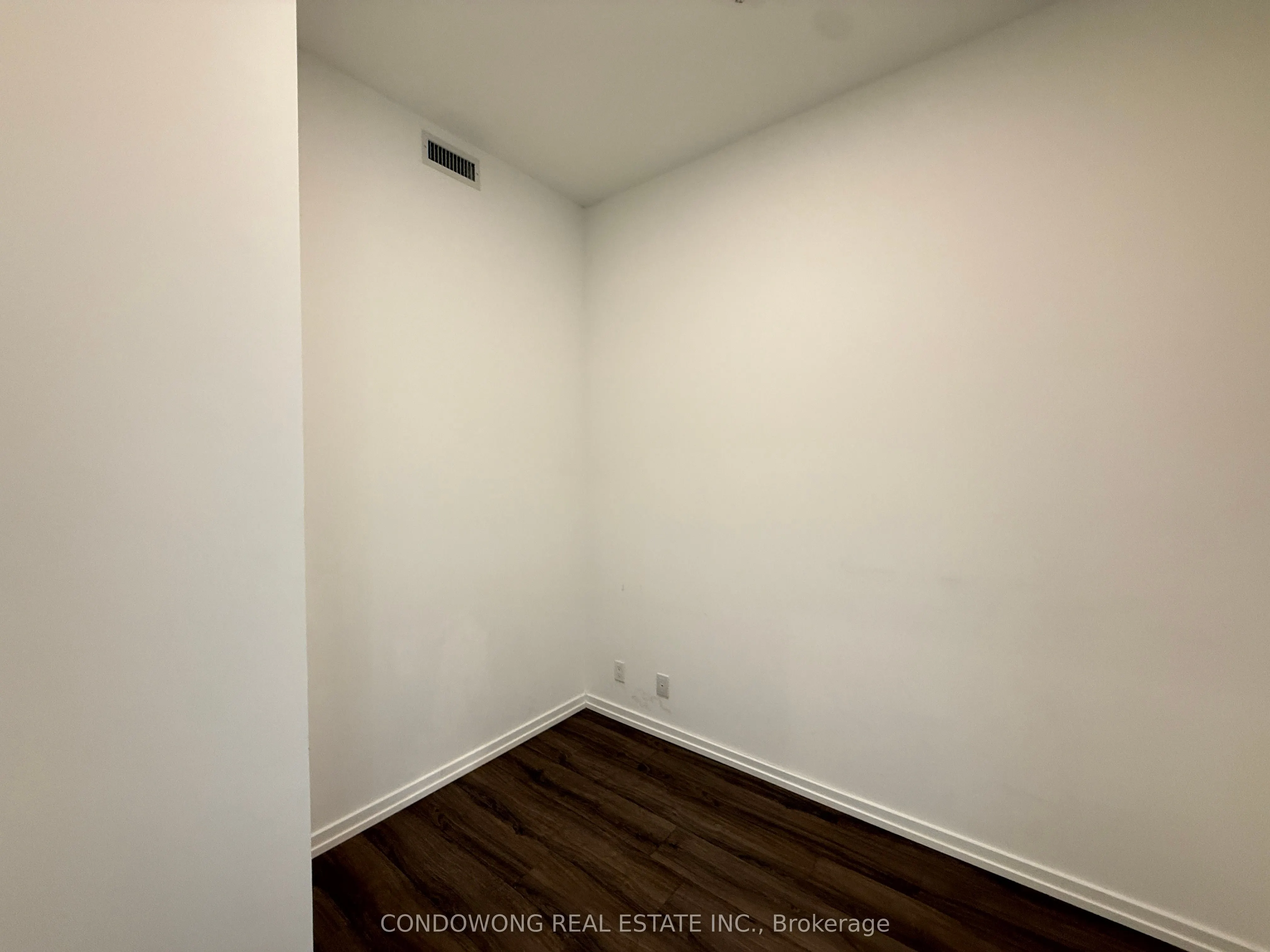 1000 Portage Parkway, #2506