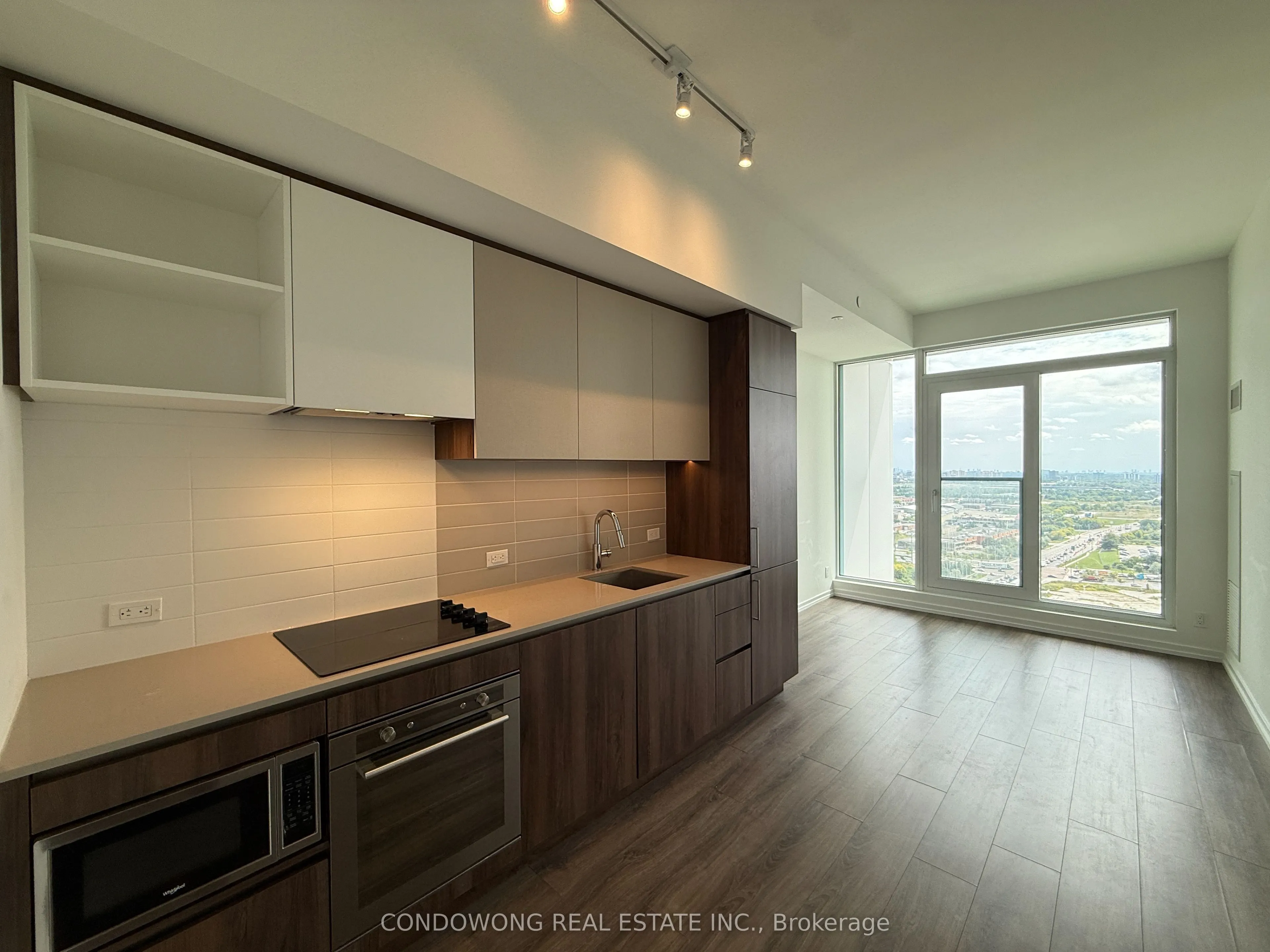 1000 Portage Parkway, #2506