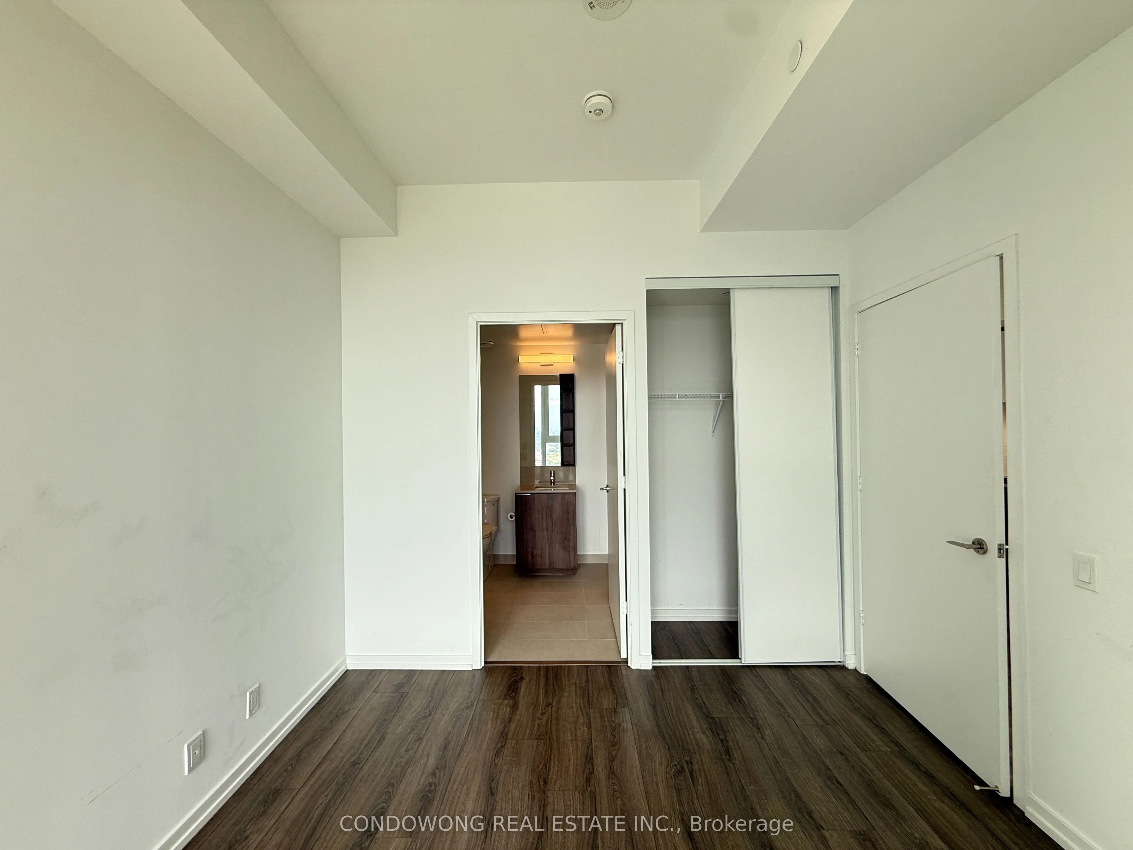 1000 Portage Parkway, #2506