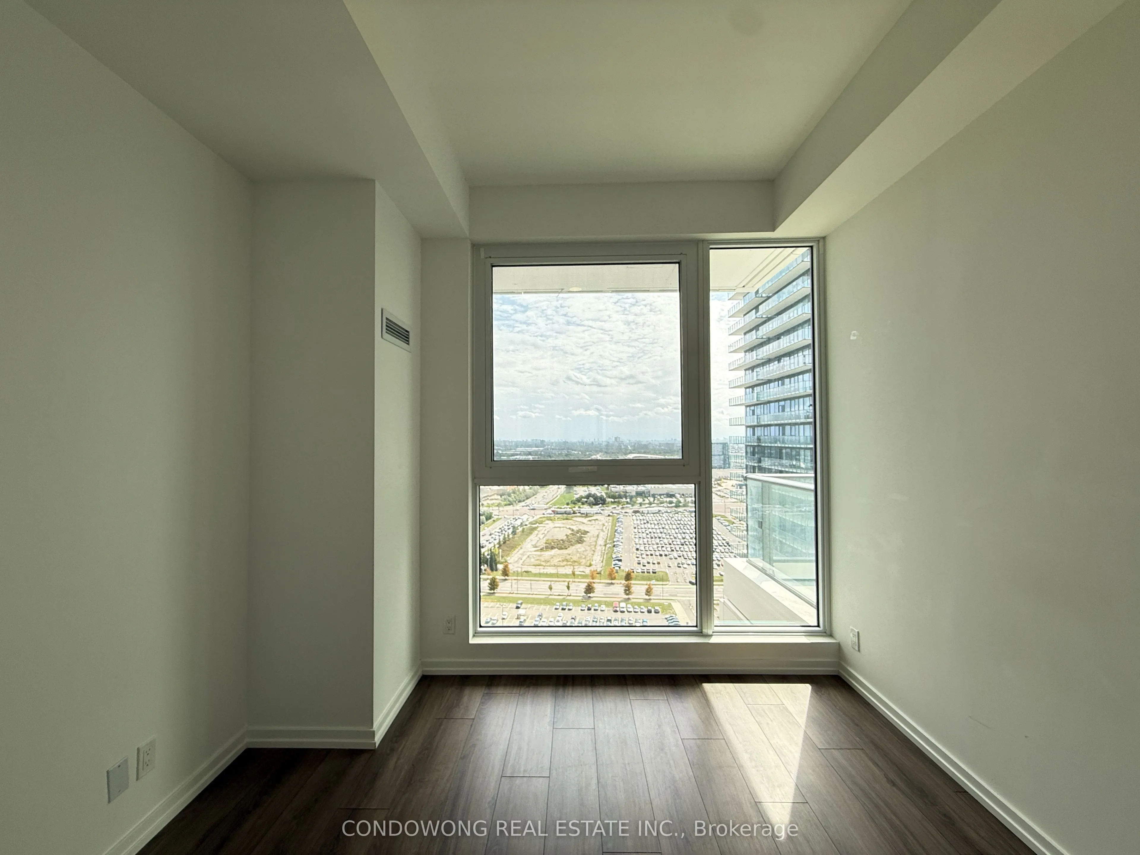 1000 Portage Parkway, #2506