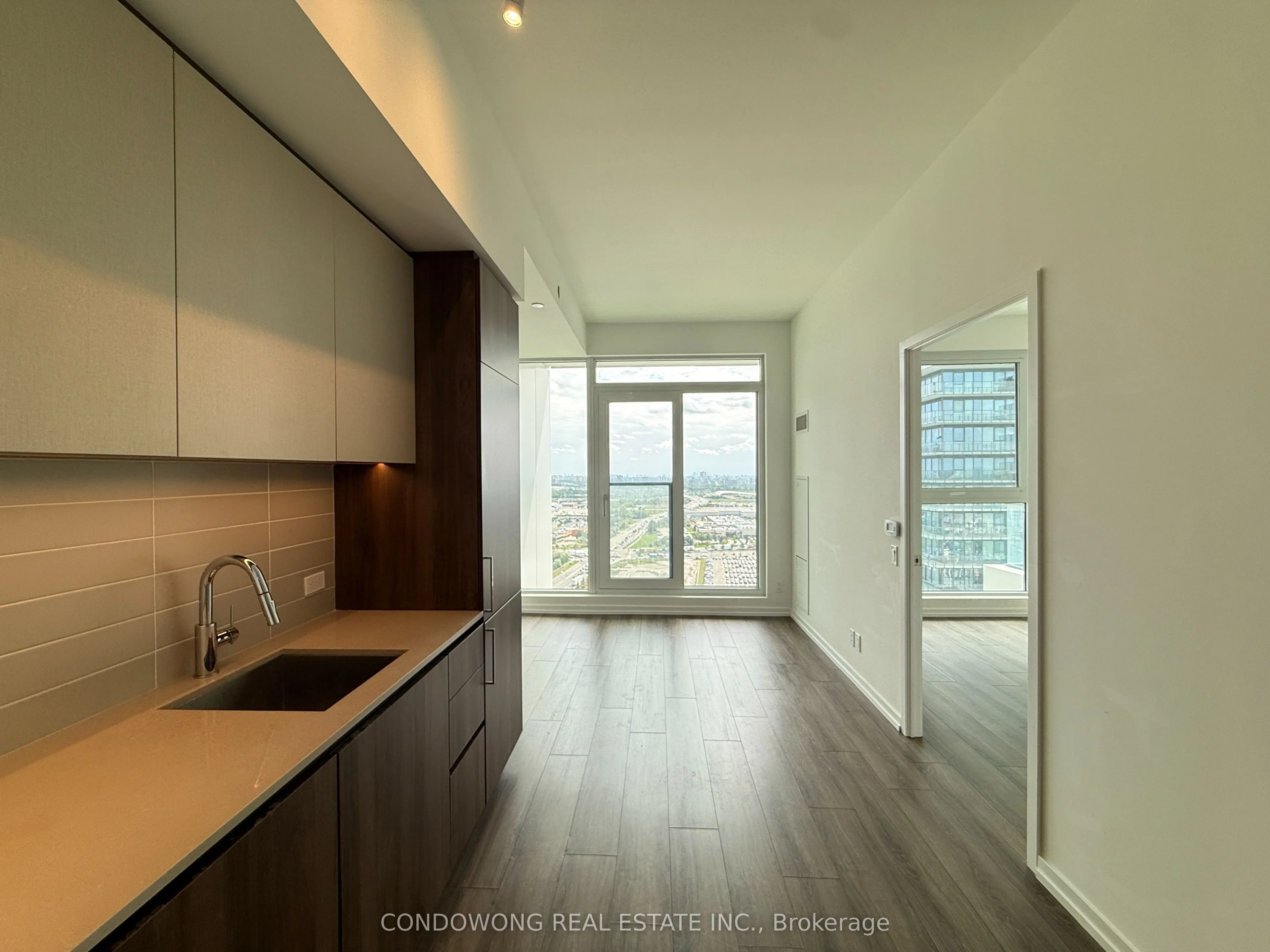 1000 Portage Parkway, #2506