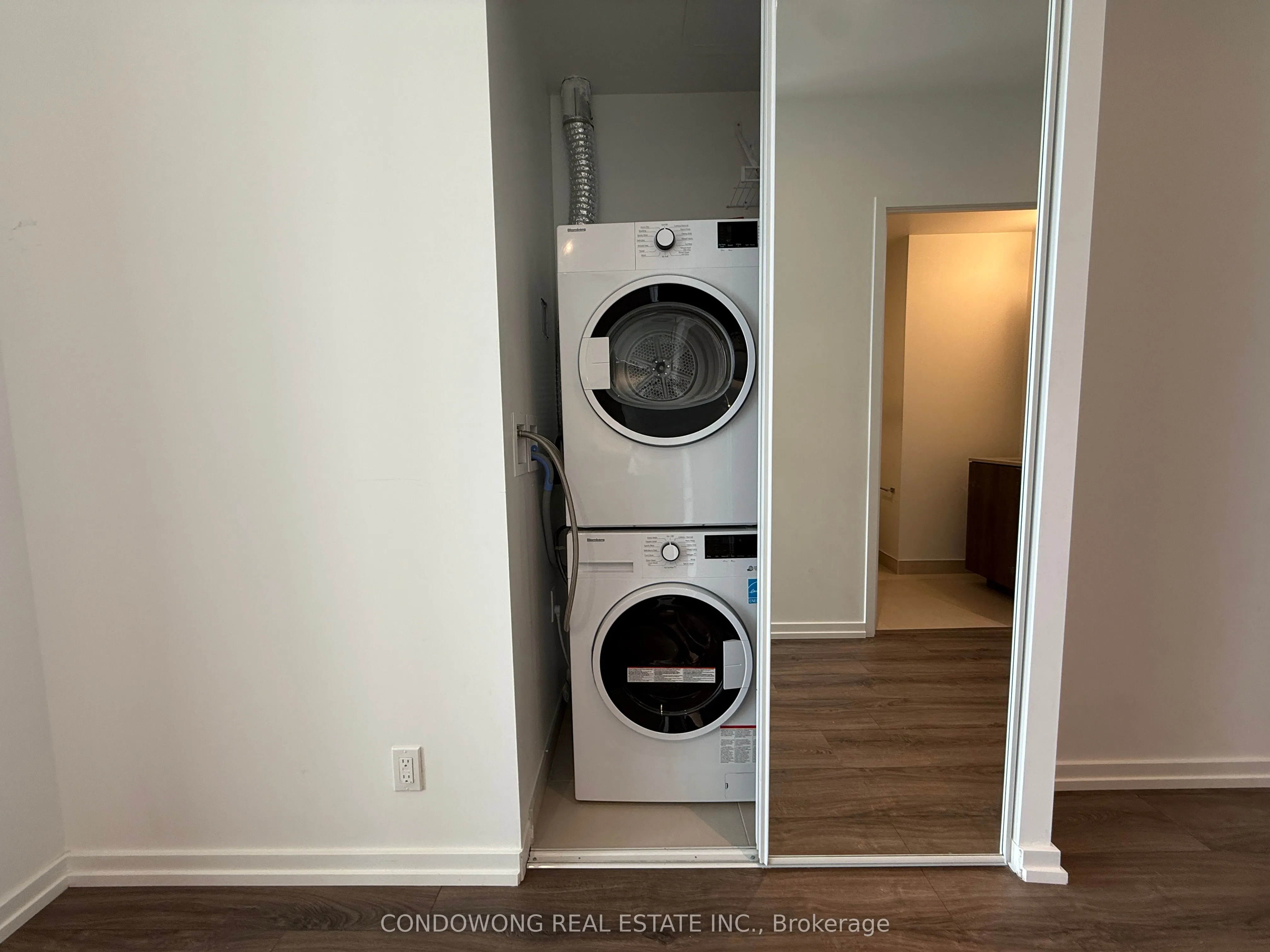 1000 Portage Parkway, #2506