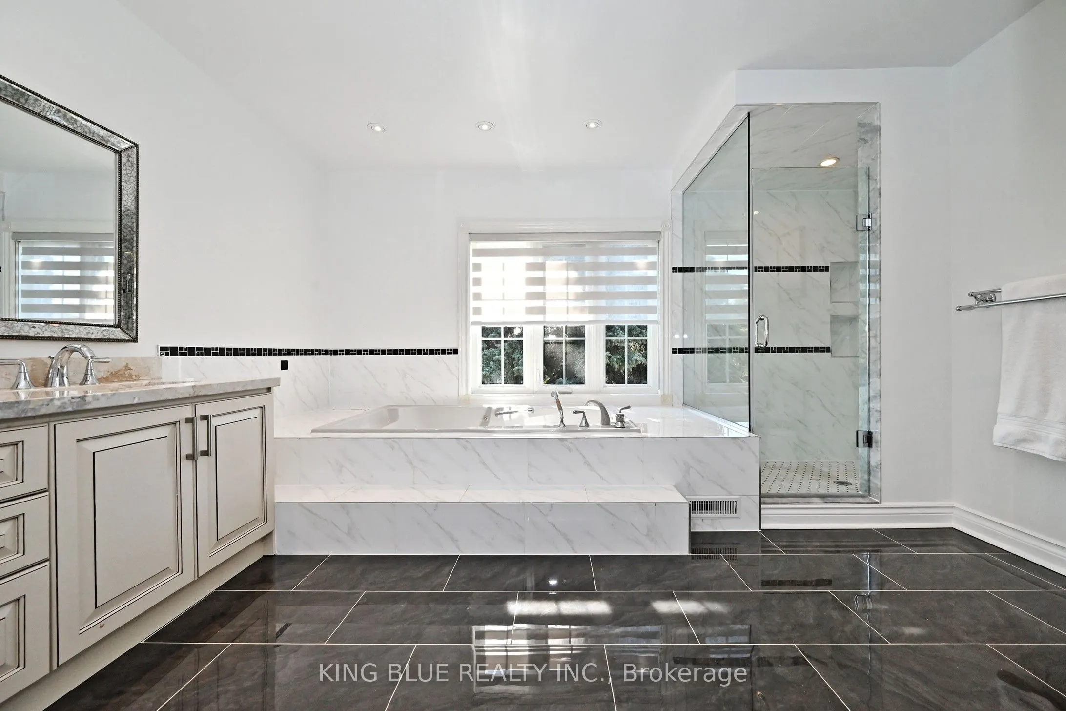 22 Ardwold Gate