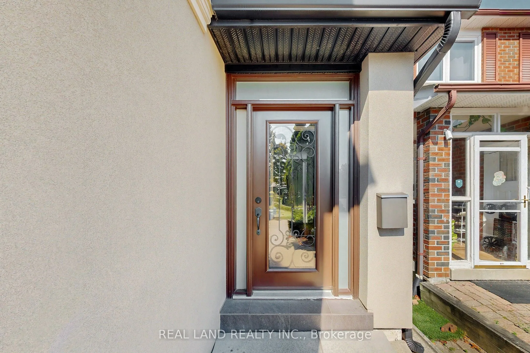 251 Glen Shields Avenue