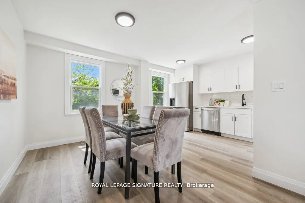 1856 John Street, #06