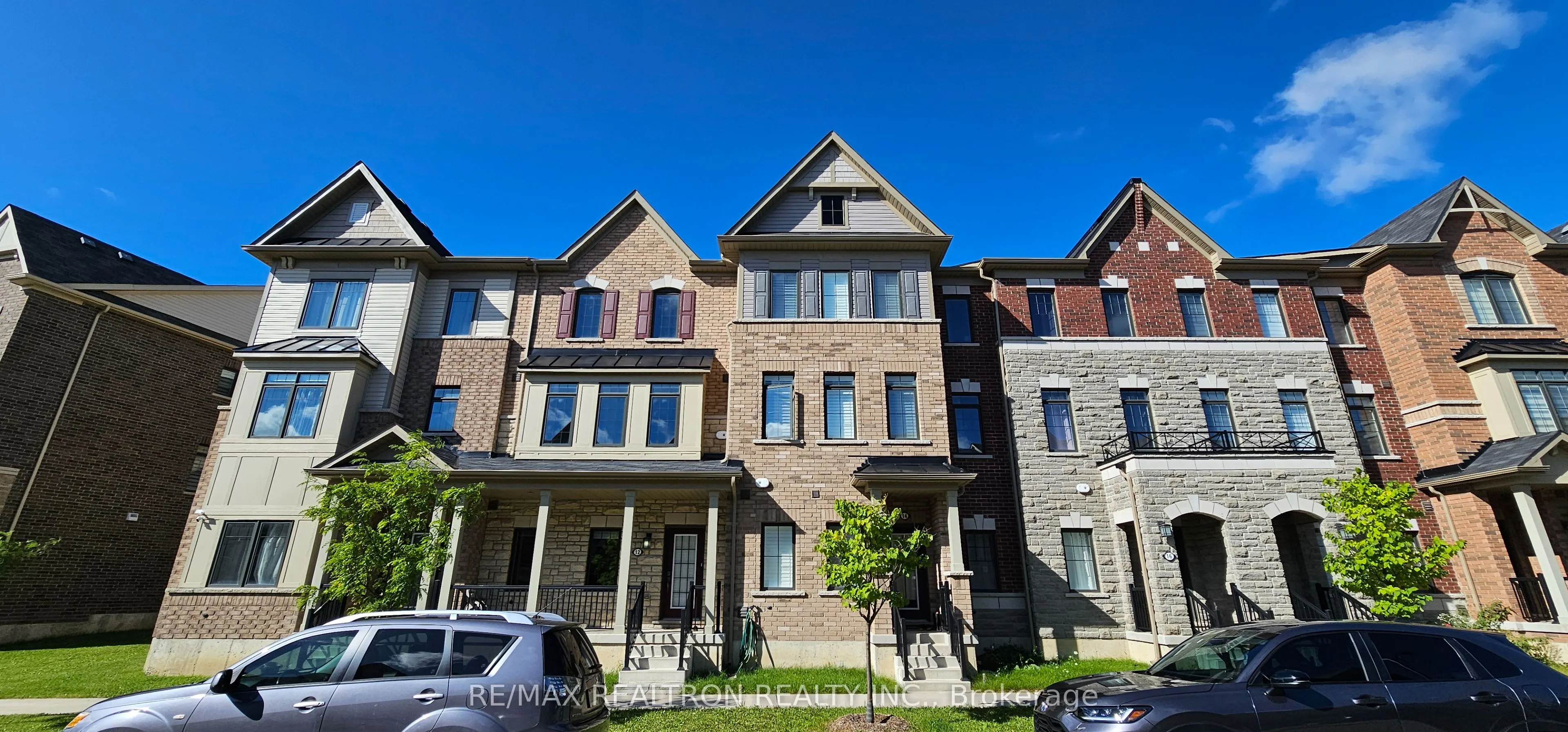 12 Isabella Peach Drive