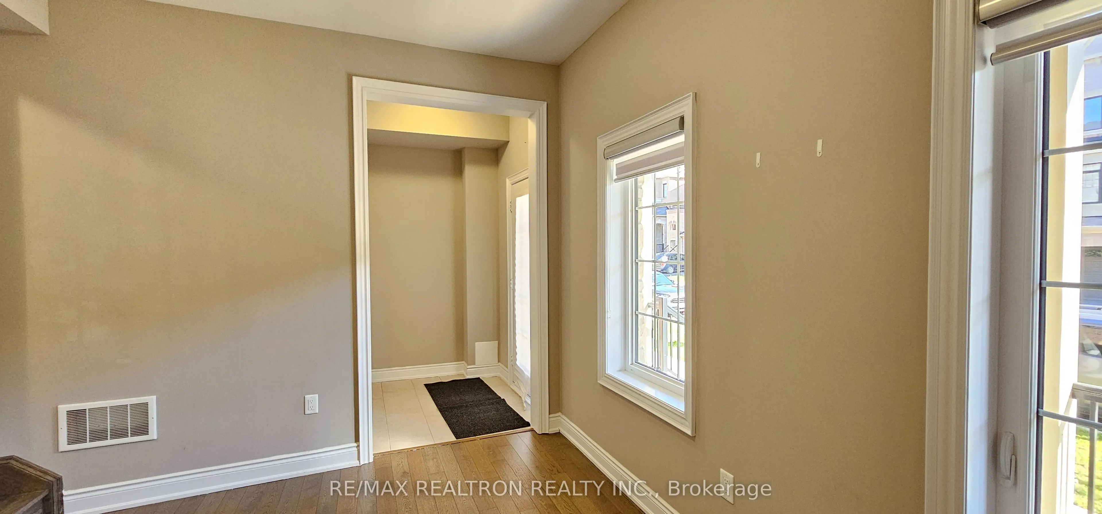 12 Isabella Peach Drive