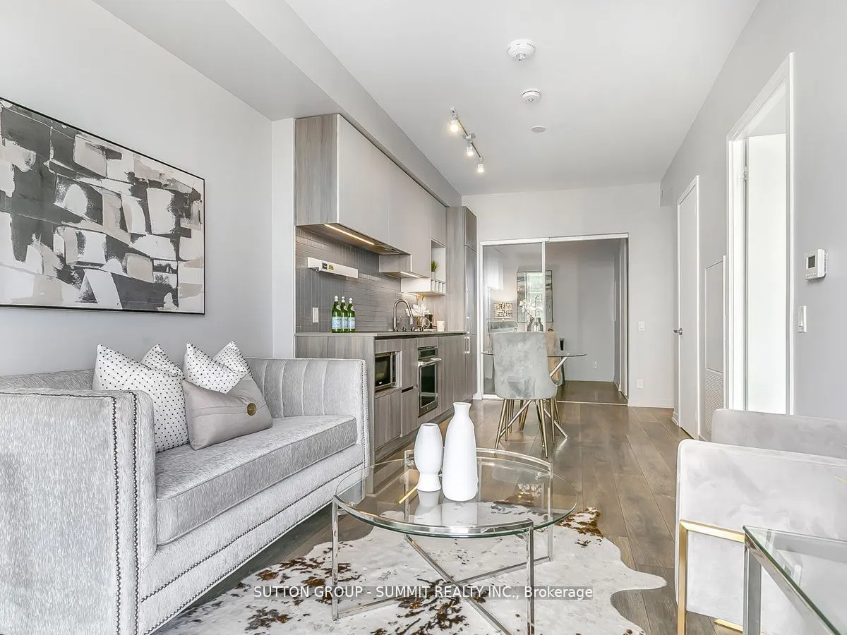 950 Portage Parkway, #1103