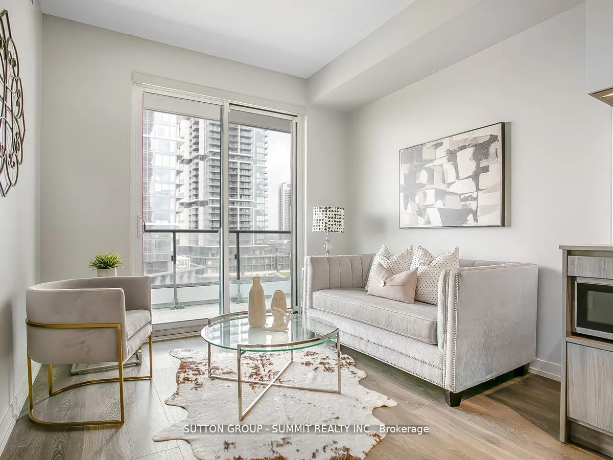 950 Portage Parkway, #1103