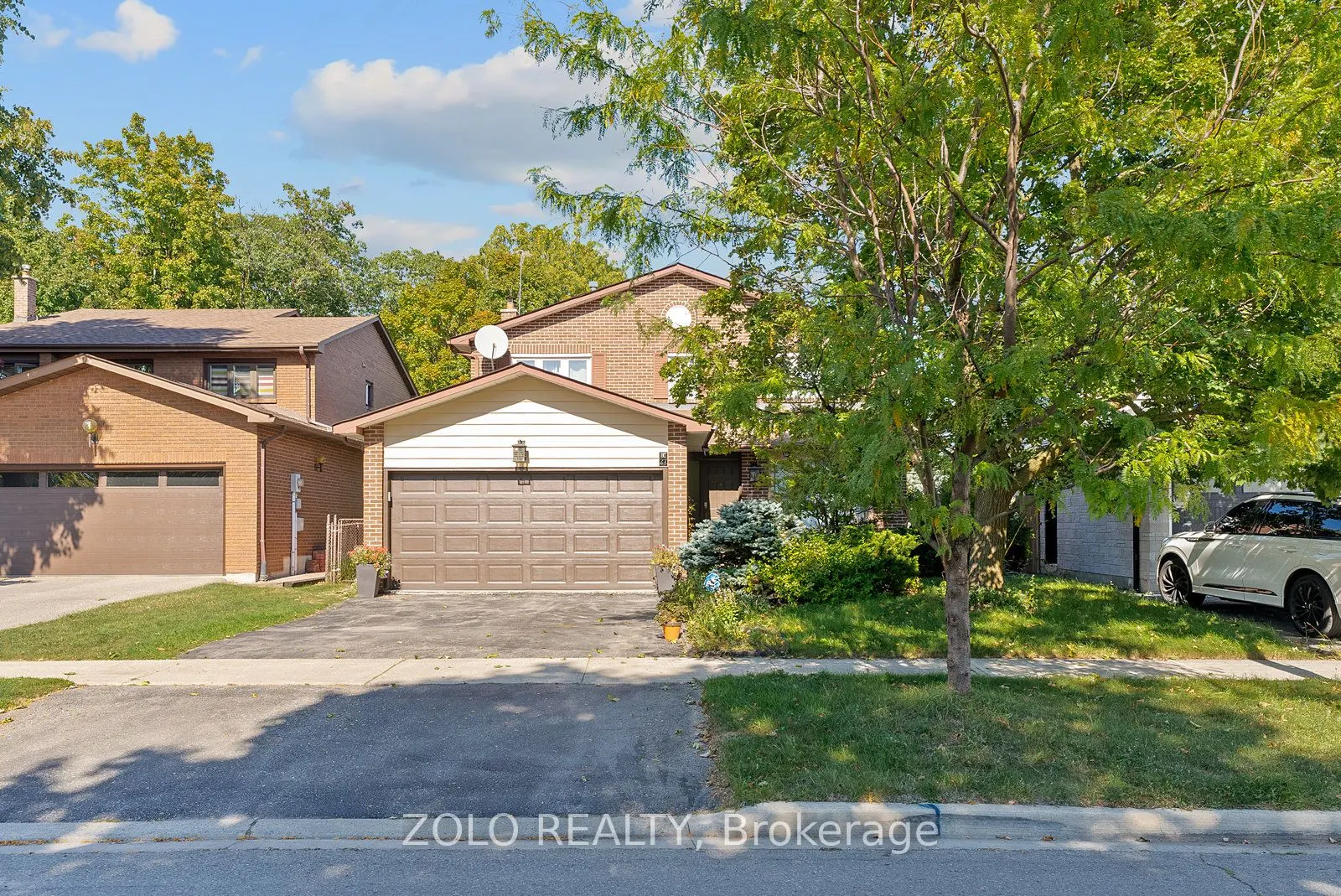 27 Abraham Avenue N, #Basement W/O