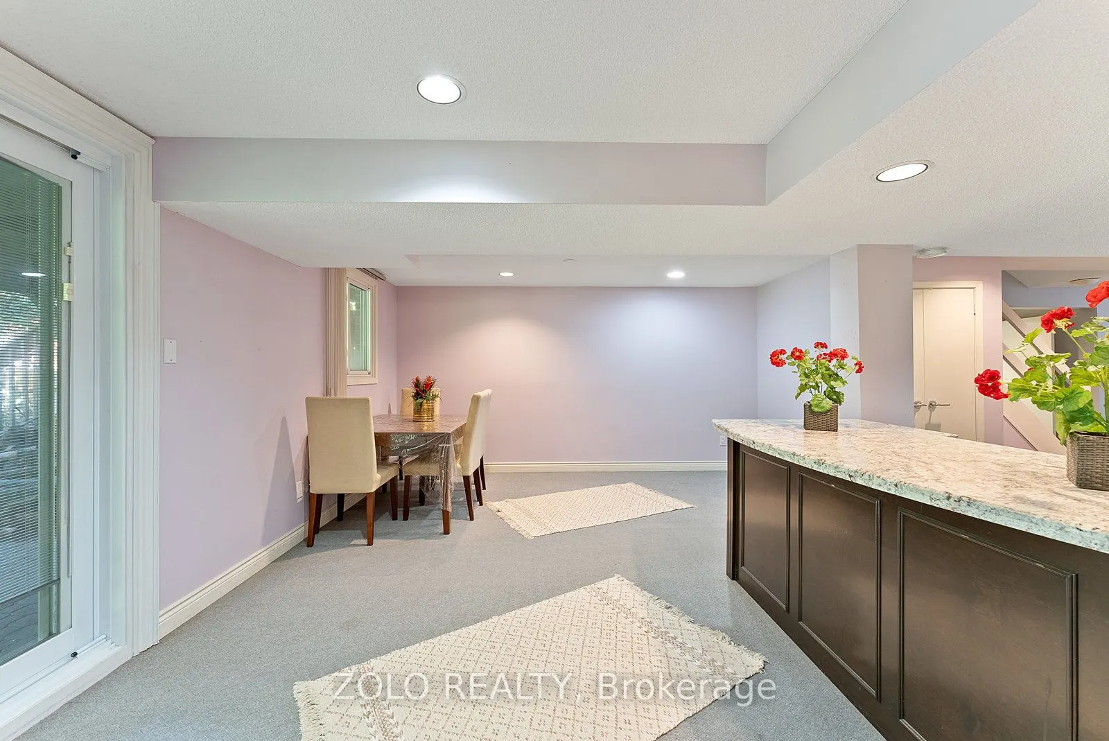 27 Abraham Avenue N, #Basement W/O