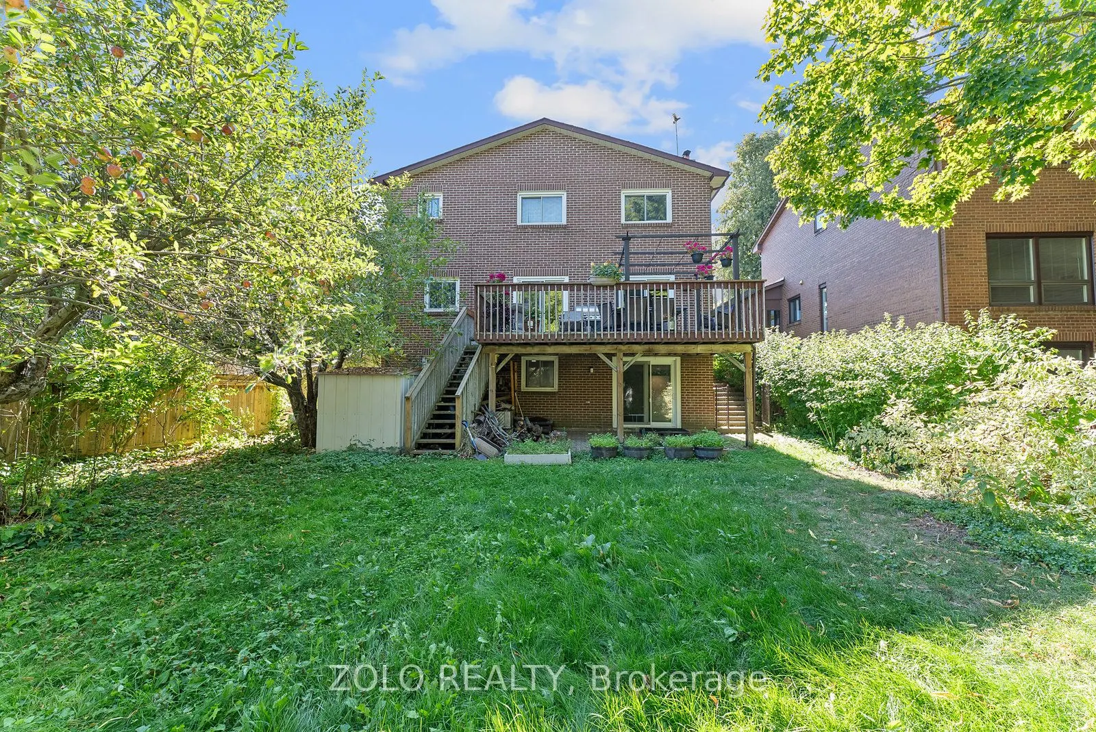 27 Abraham Avenue N, #Basement W/O