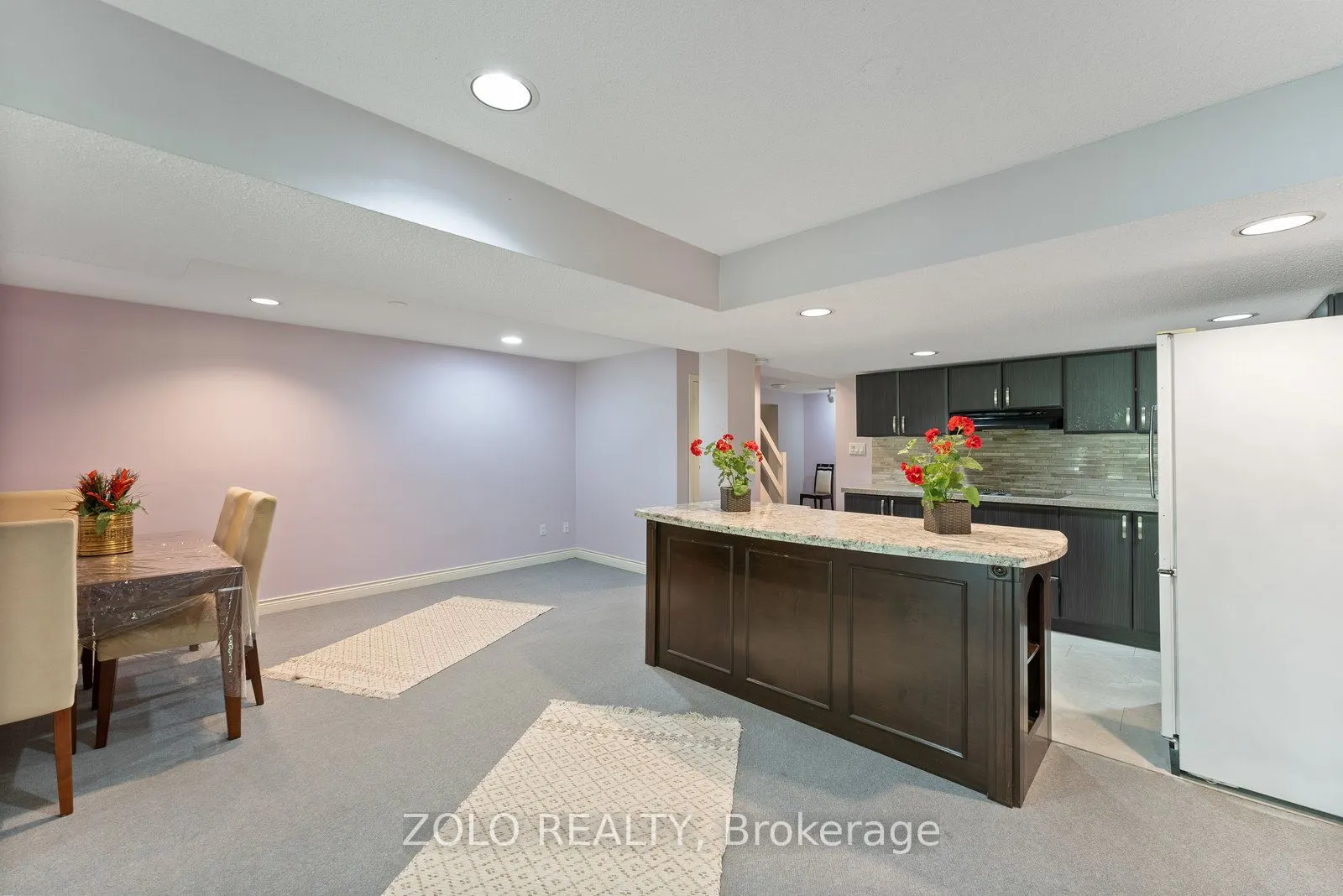 27 Abraham Avenue N, #Basement W/O