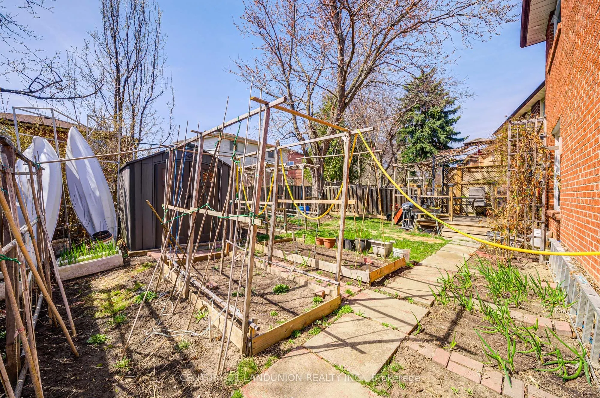 183 Willowbrook Road