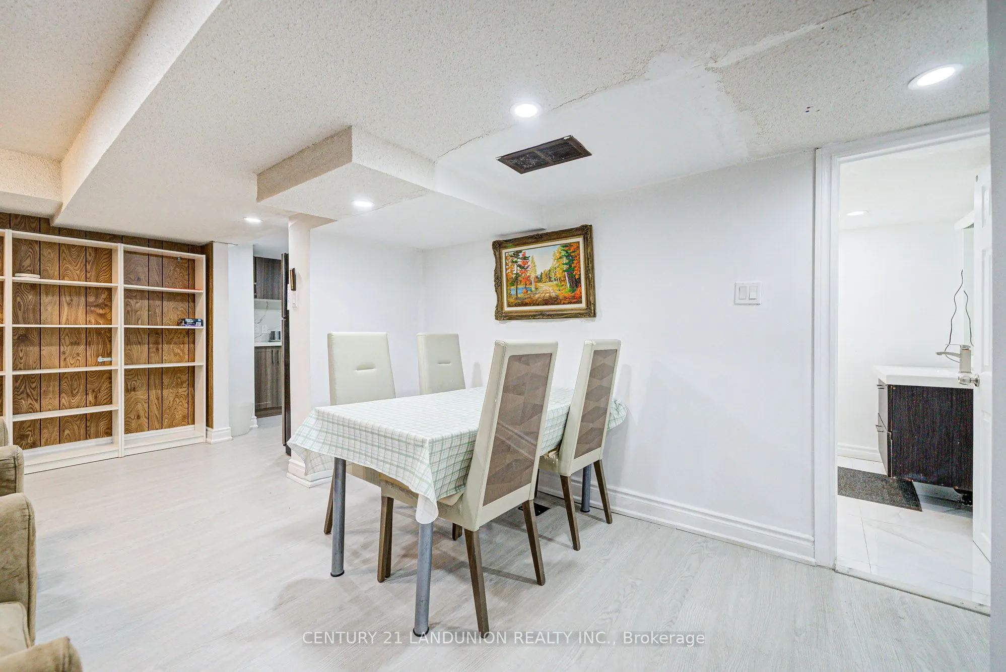 183 Willowbrook Road
