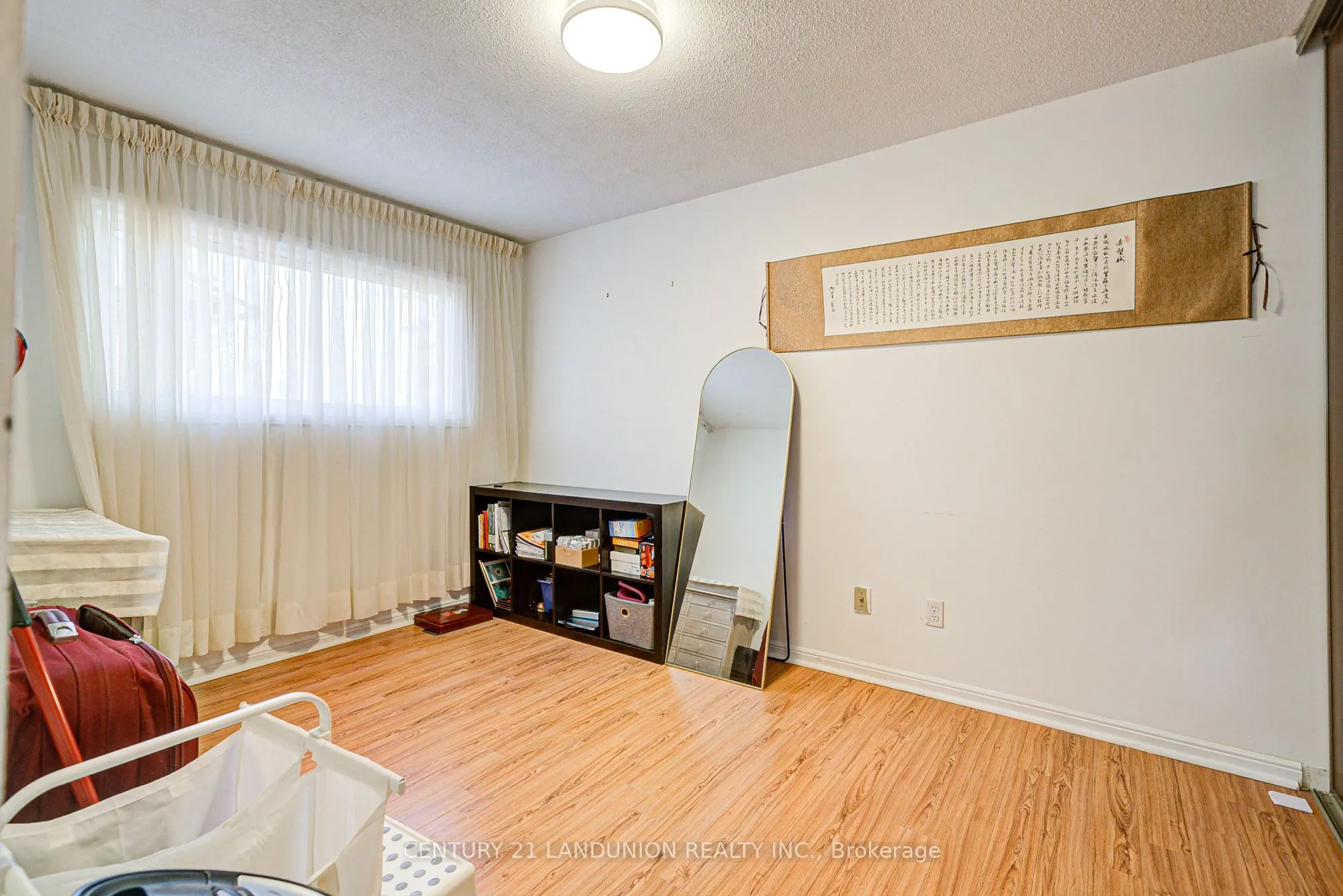 183 Willowbrook Road