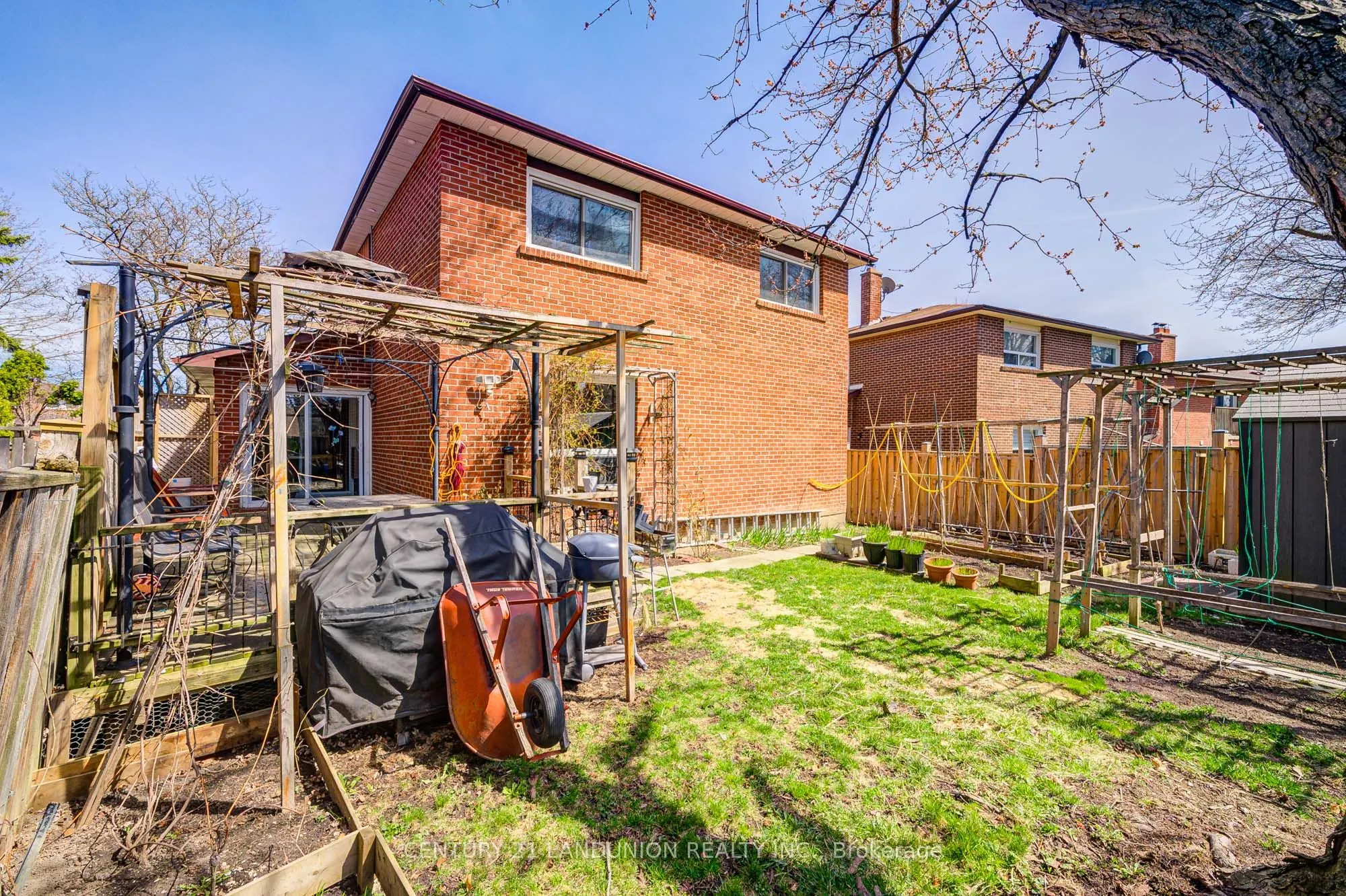 183 Willowbrook Road