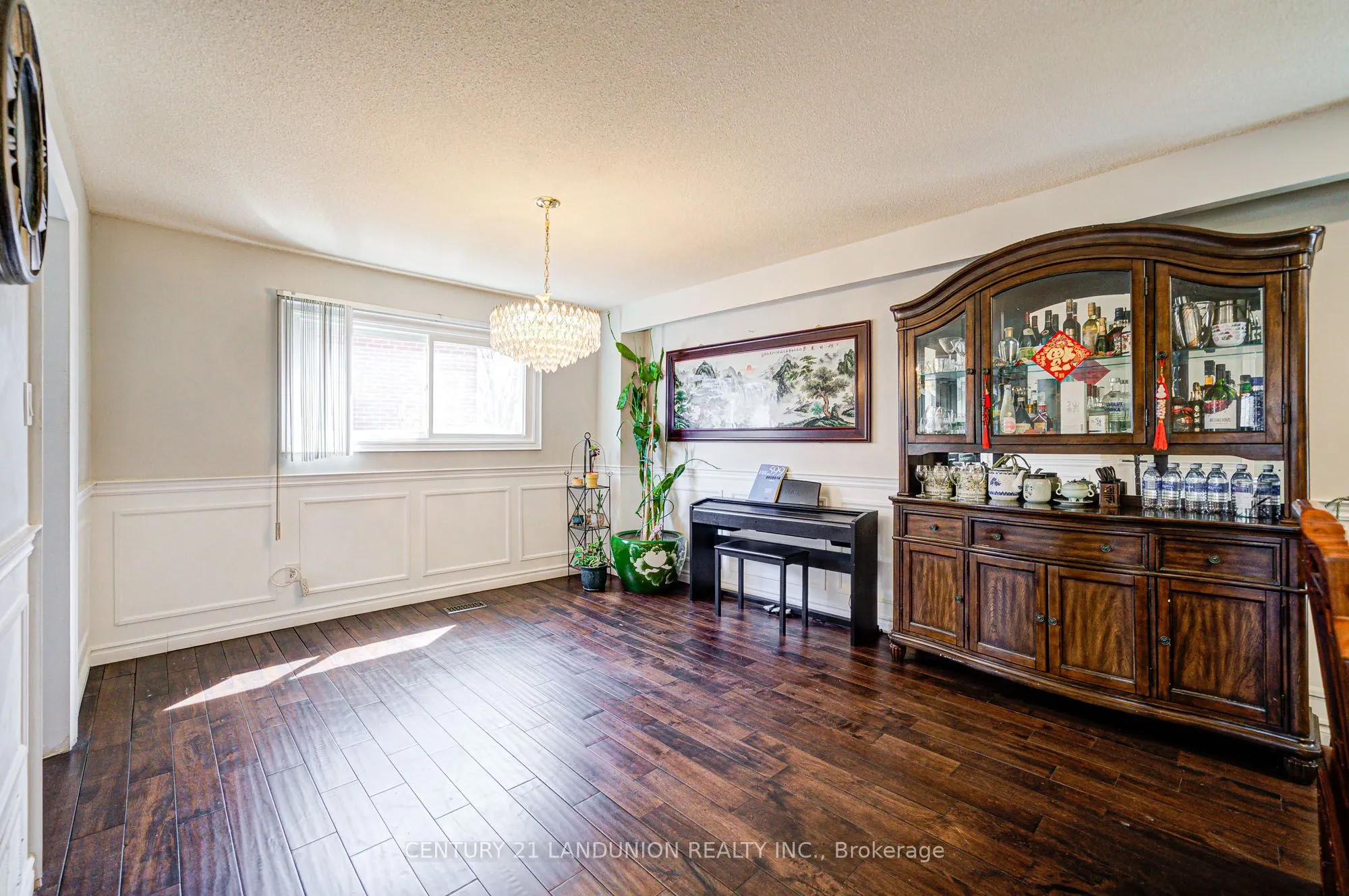 183 Willowbrook Road