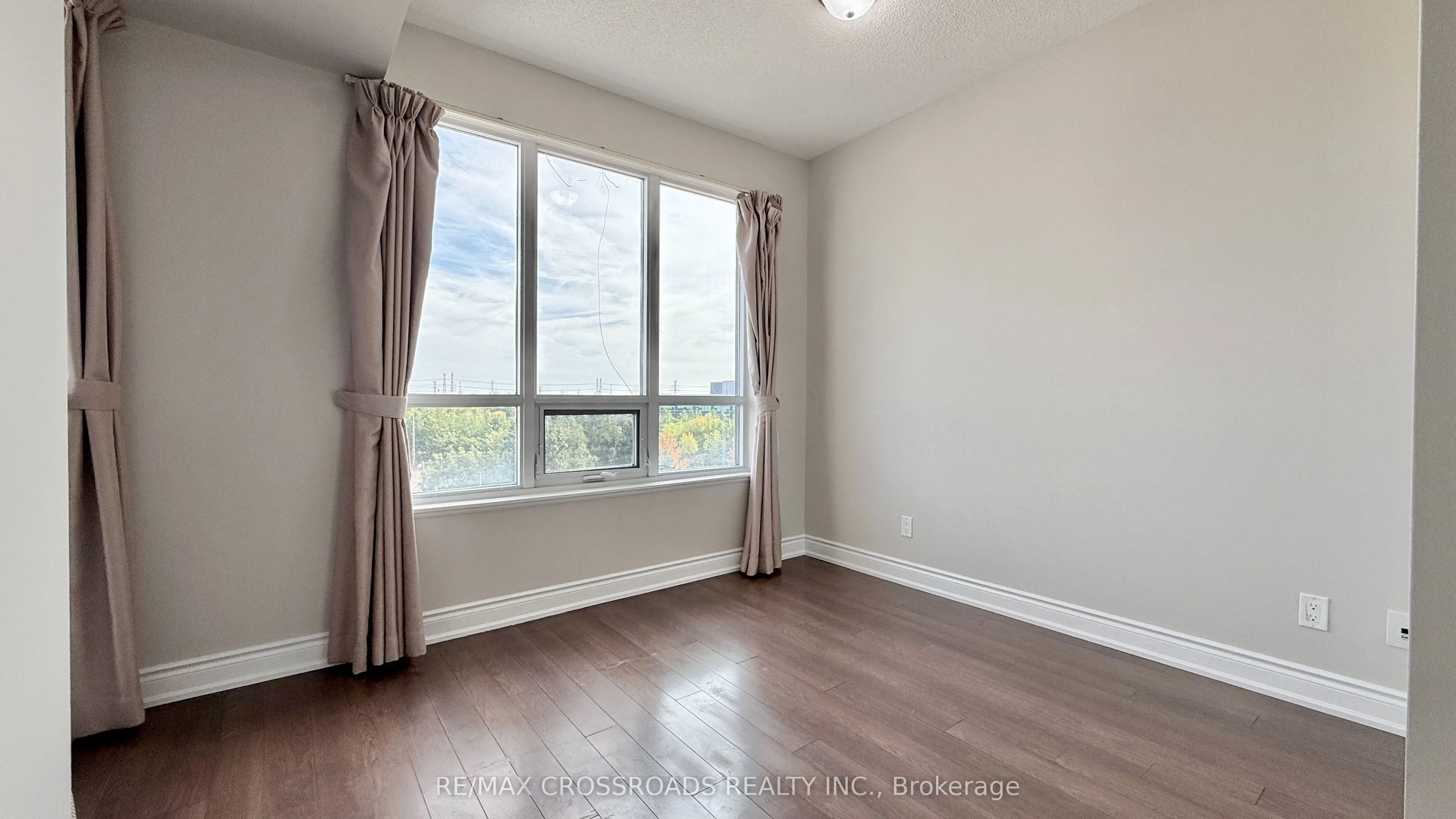 99 South Town Centre Boulevard, #508