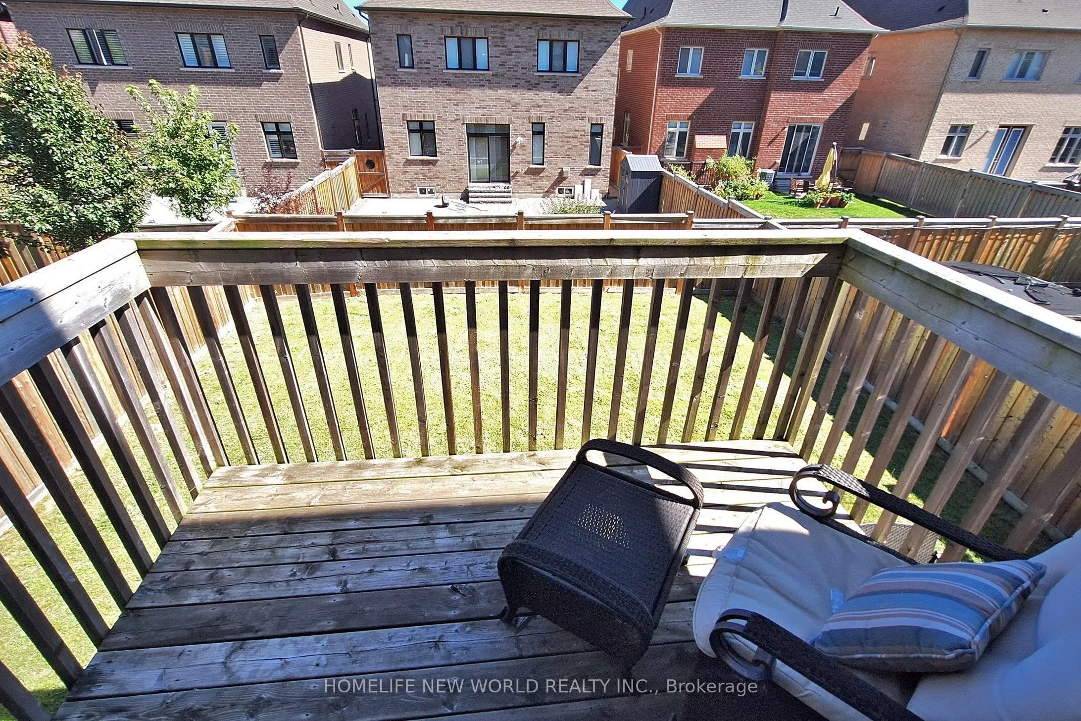 36 Strawbridge Farm Drive