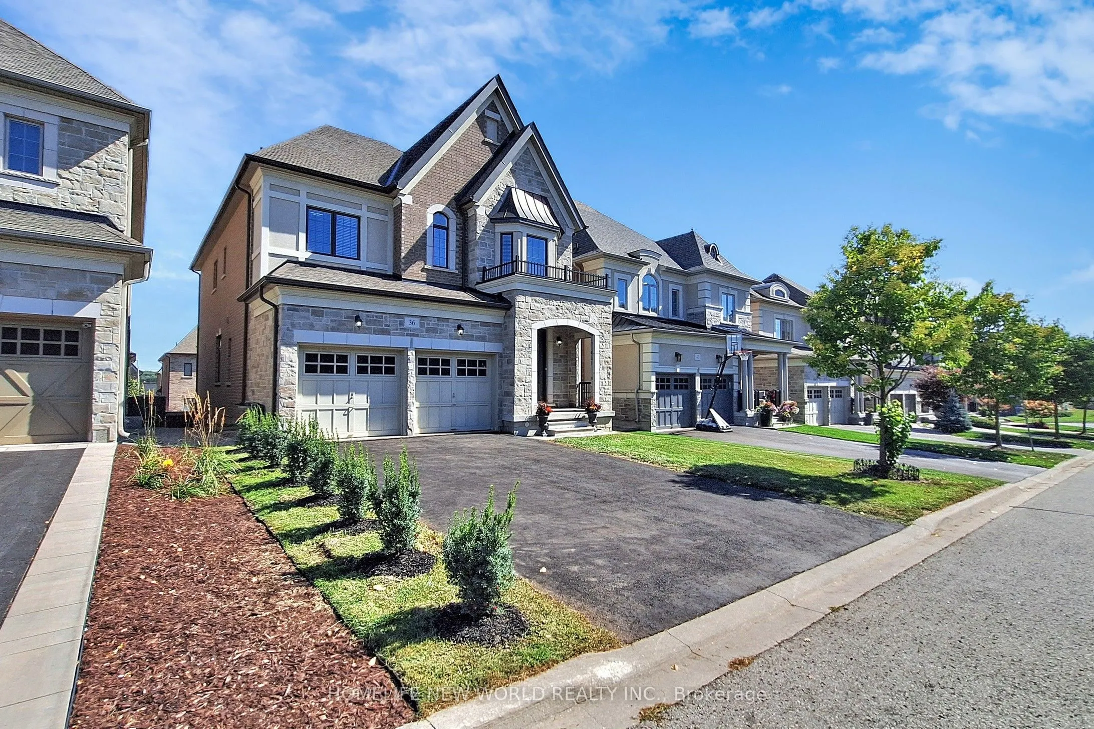 36 Strawbridge Farm Drive