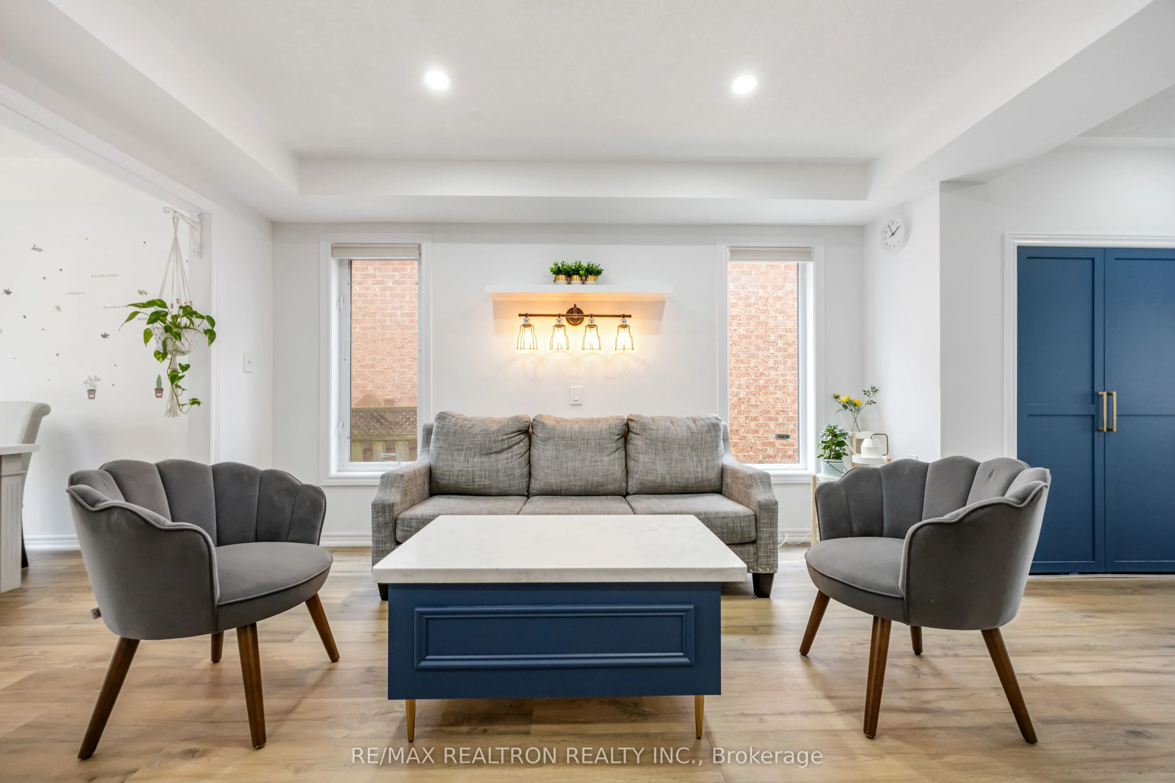 21 Hacienda Drive