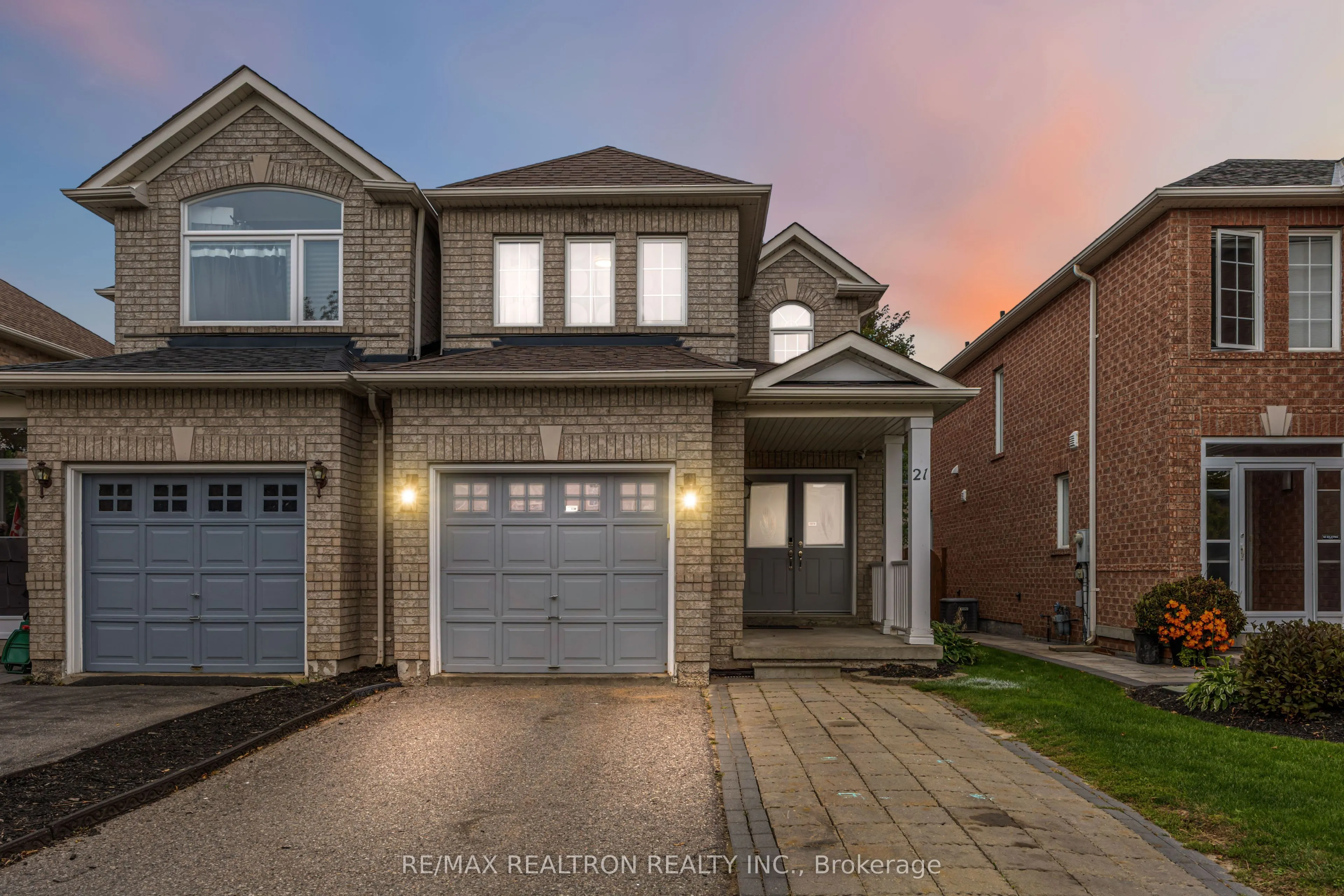 21 Hacienda Drive